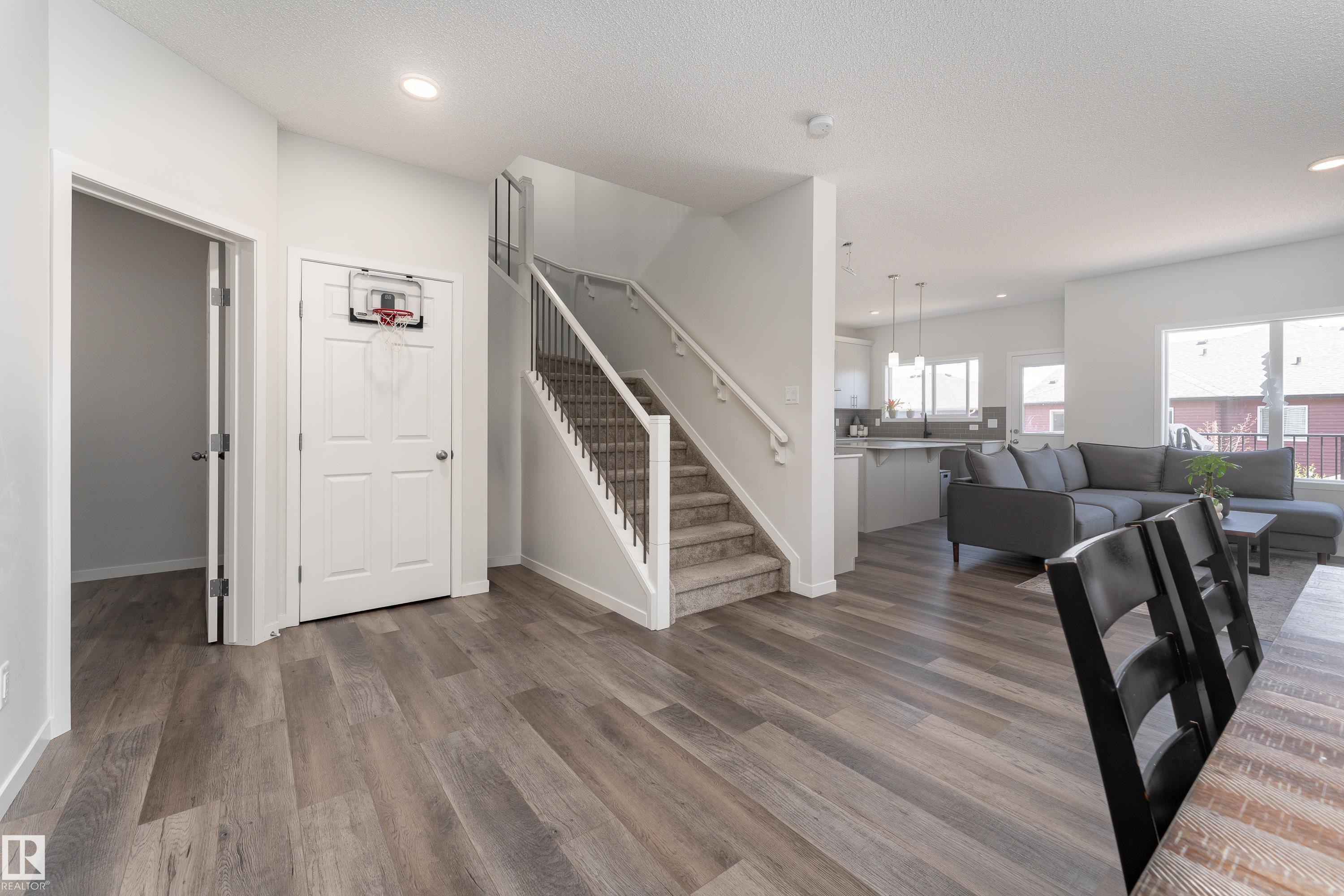 Photo 11 at 5323 Lark Landing NW, Kinglet Gardens, Edmonton