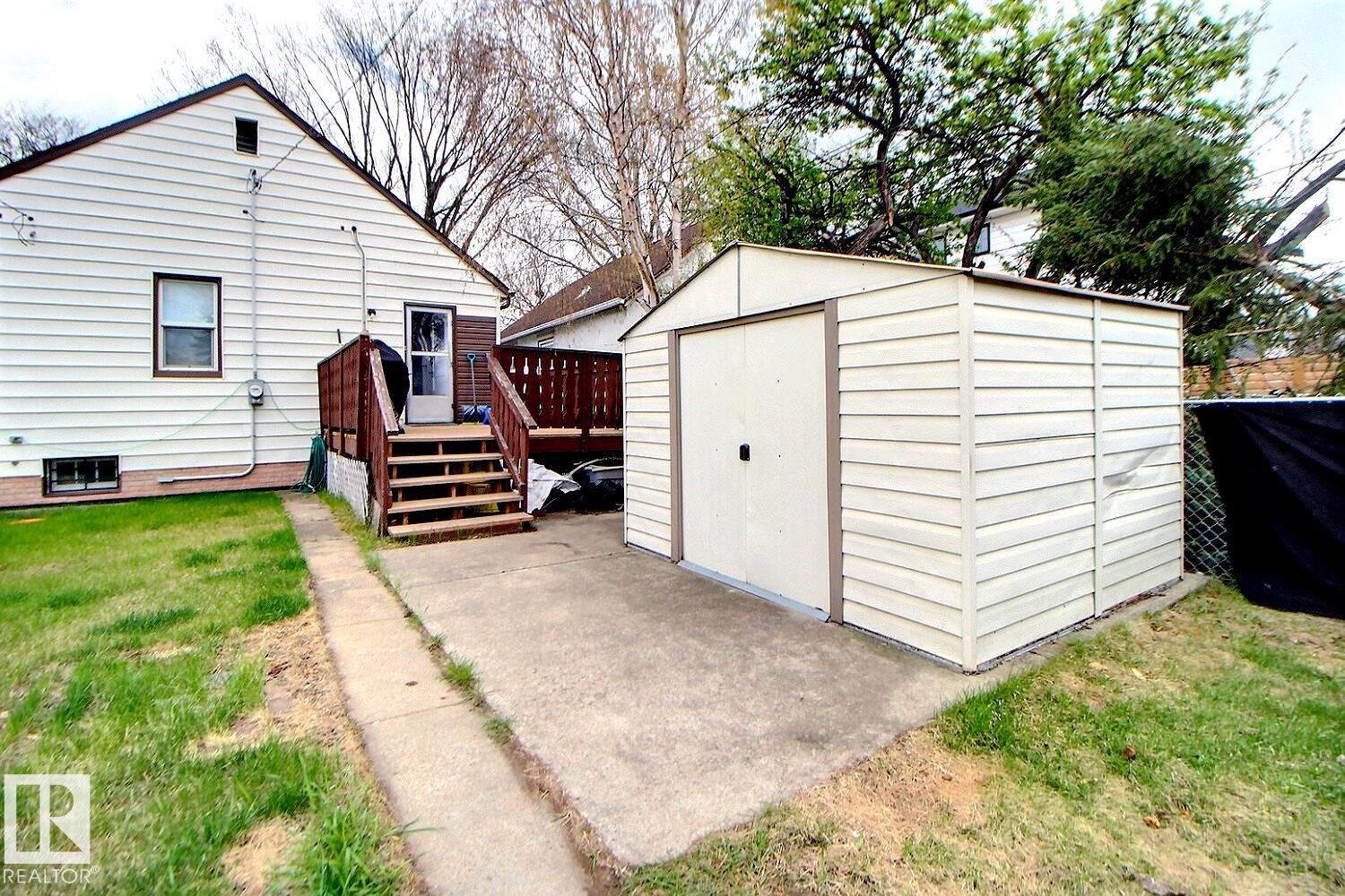 Photo 15 at 11626 87 Street NW, Parkdale, Edmonton