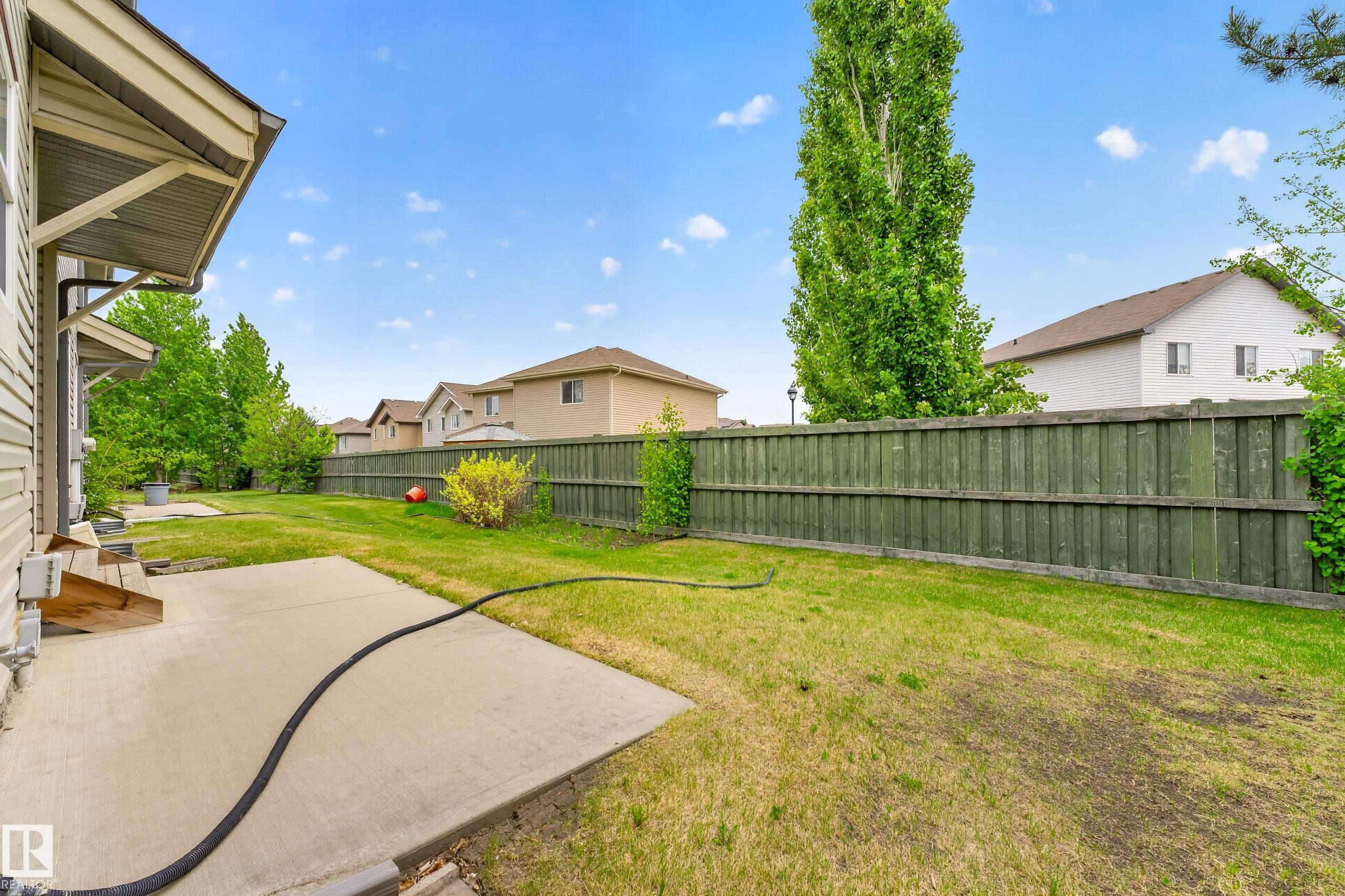 https://zimg.paragon.ice.com/ParagonImages/Property/PM/RAE/225401810/8/0/0/d327ab9a8bcf356b5049cb50907e2eb4/1/508c128e1e1ba28515414b47ba8455e0/225401810-003b7296-65de-4153-8d44-c28baeaa24ec.JPG