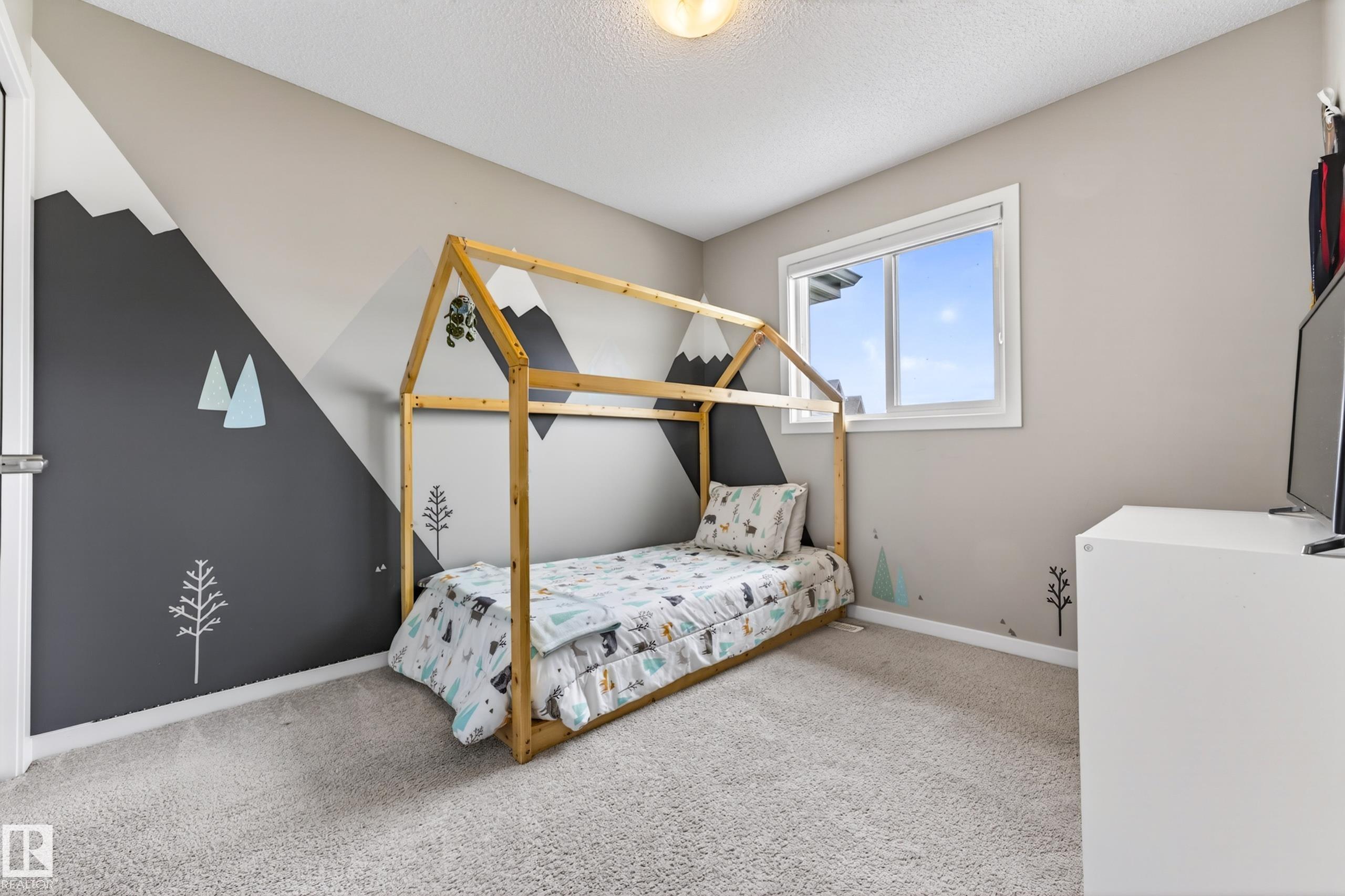 https://zimg.paragon.ice.com/ParagonImages/Property/PM/RAE/225401813/22/0/0/16786b6feef3255eeb7045137057281f/1/b1343608a0bc0dd483e3696c8f5edf18/225401813-e84a3529-96fa-466f-926c-9c8e99a7bb0d.JPG