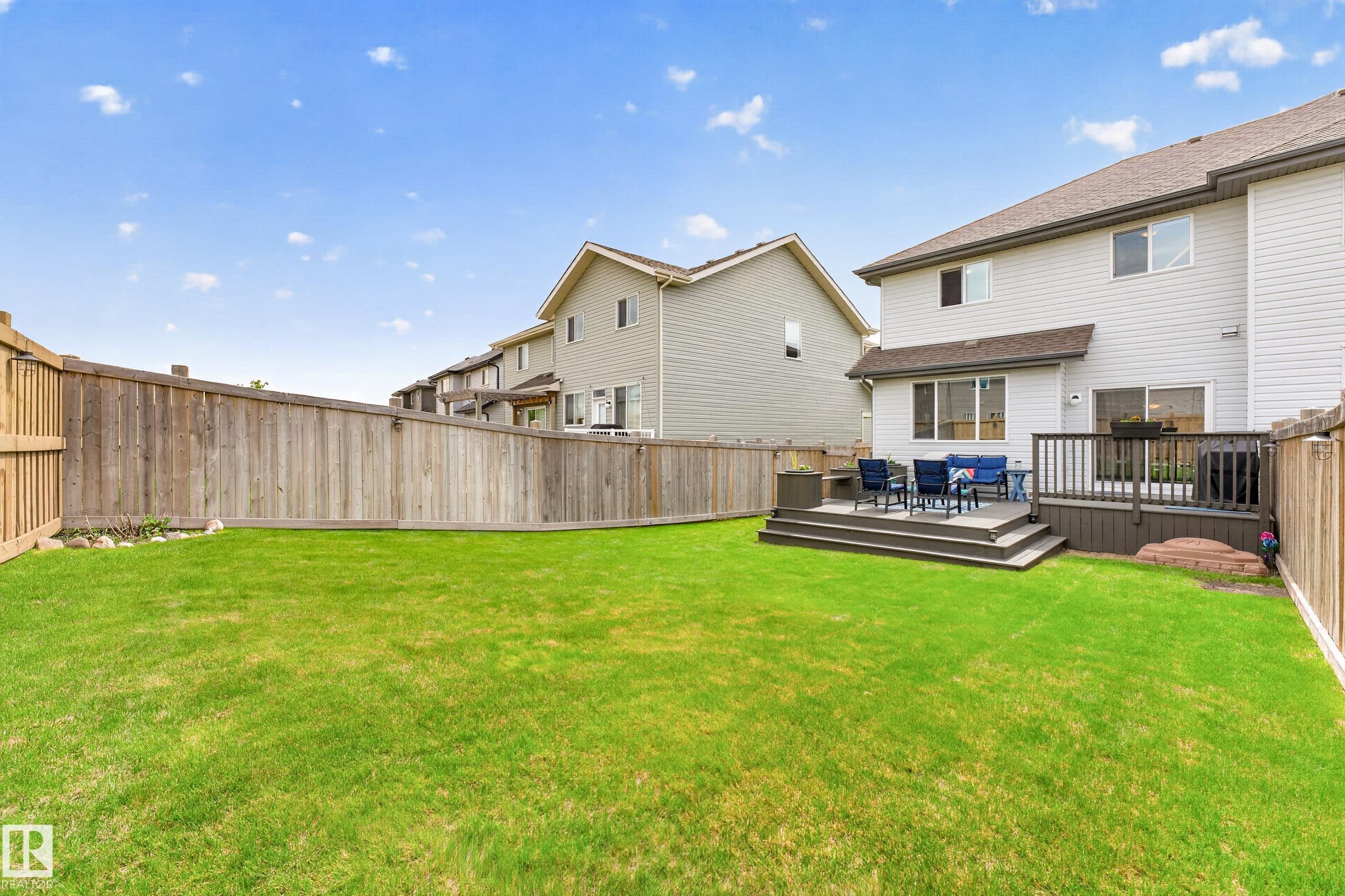 https://zimg.paragon.ice.com/ParagonImages/Property/PM/RAE/225401813/36/0/0/775d906dfe9b265290f34e025407b3ee/1/b1343608a0bc0dd483e3696c8f5edf18/225401813-686dd4ab-aa94-4234-987f-ffa21b5f0d77.JPG