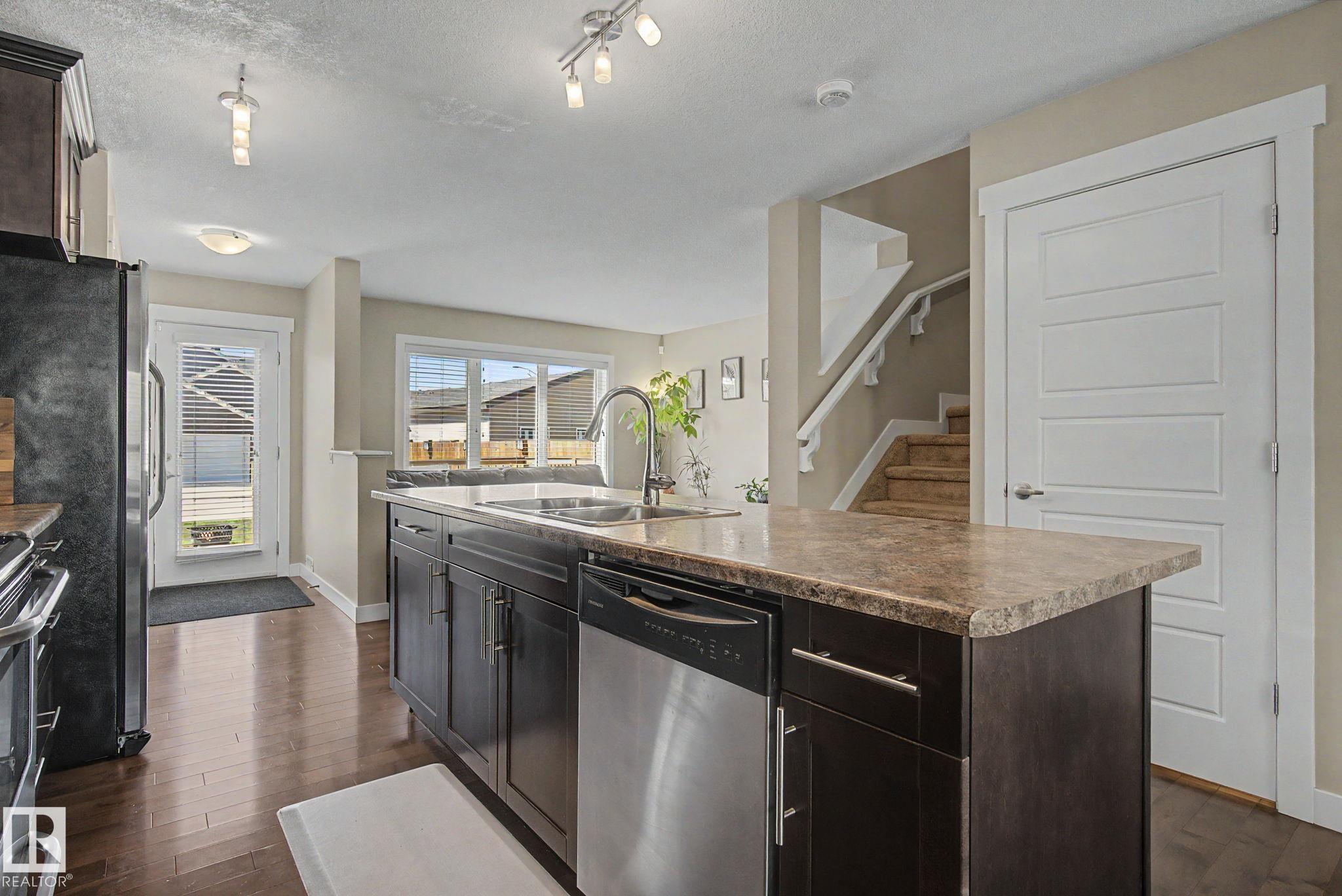 Photo 10 at 4207 Prowse Way SW, Paisley, Edmonton
