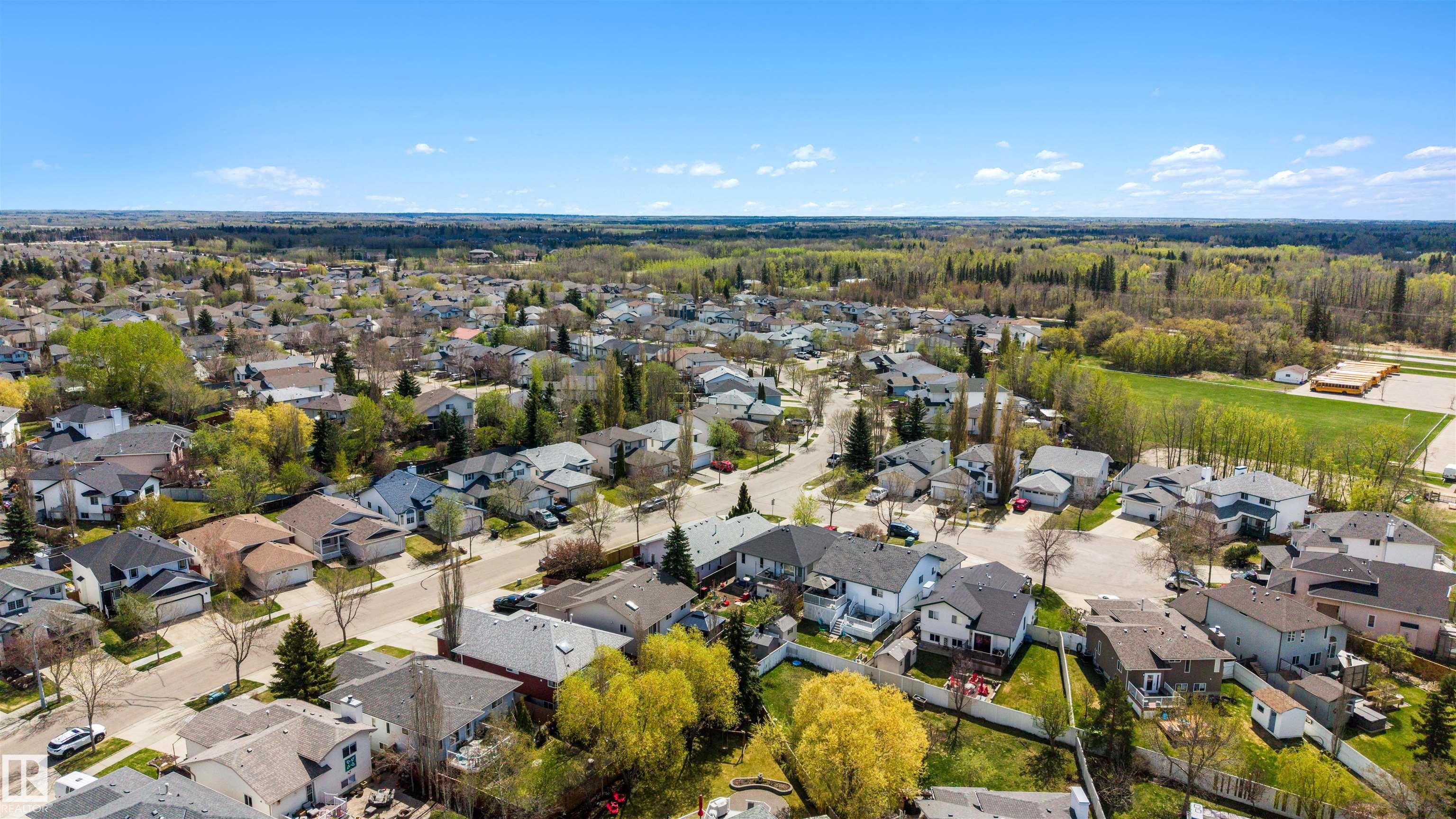 Photo 18 at 486 Rainbow Crescent, Regency Park, Sherwood Park