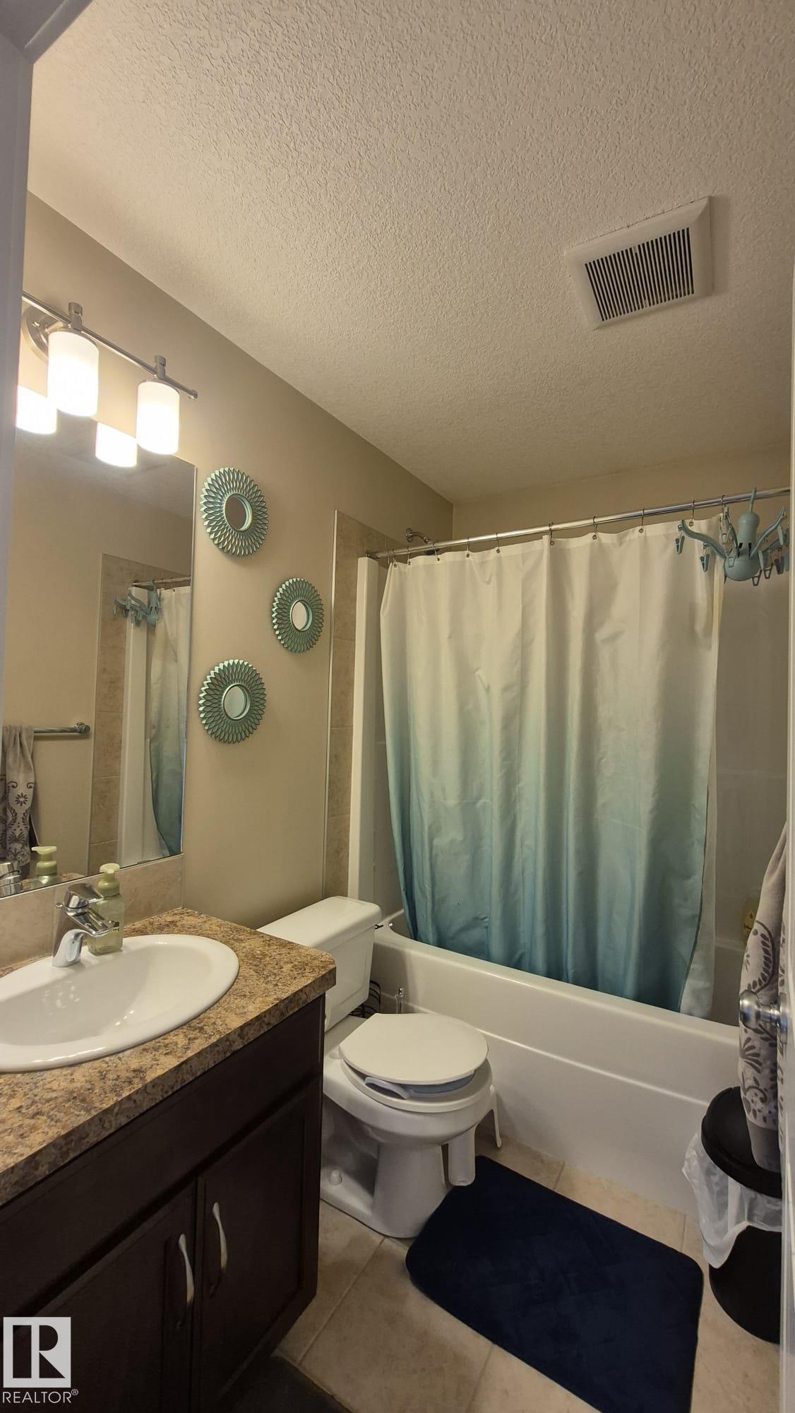 Photo 11 at 2044 33b Street NW, Laurel, Edmonton