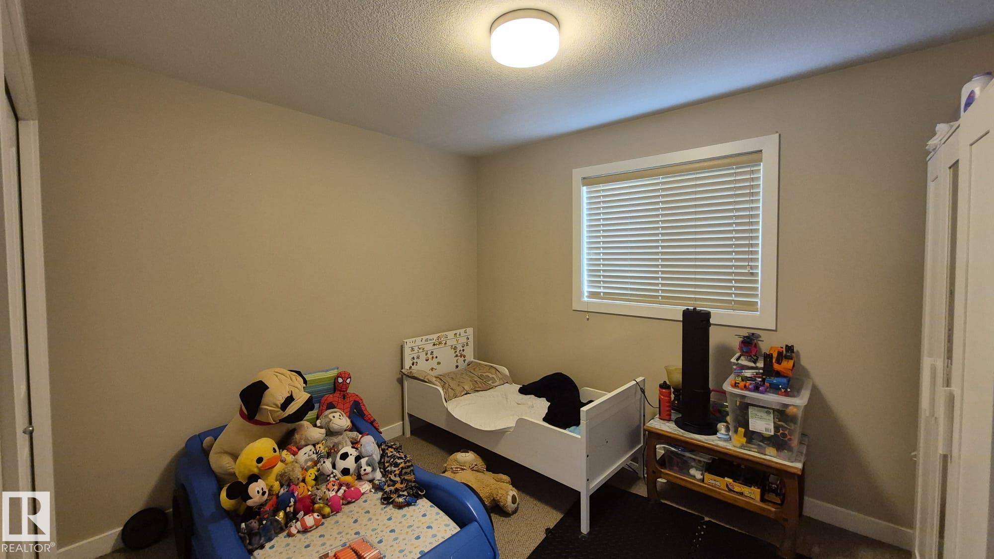 Photo 14 at 2044 33b Street NW, Laurel, Edmonton