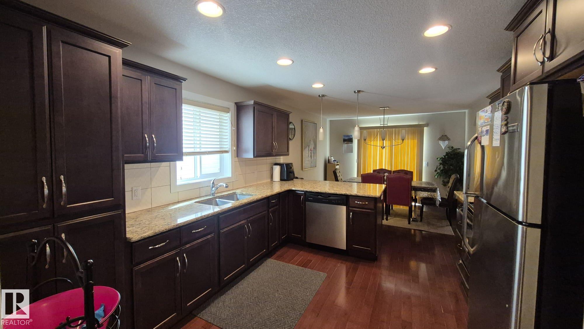 Photo 31 at 2044 33b Street NW, Laurel, Edmonton