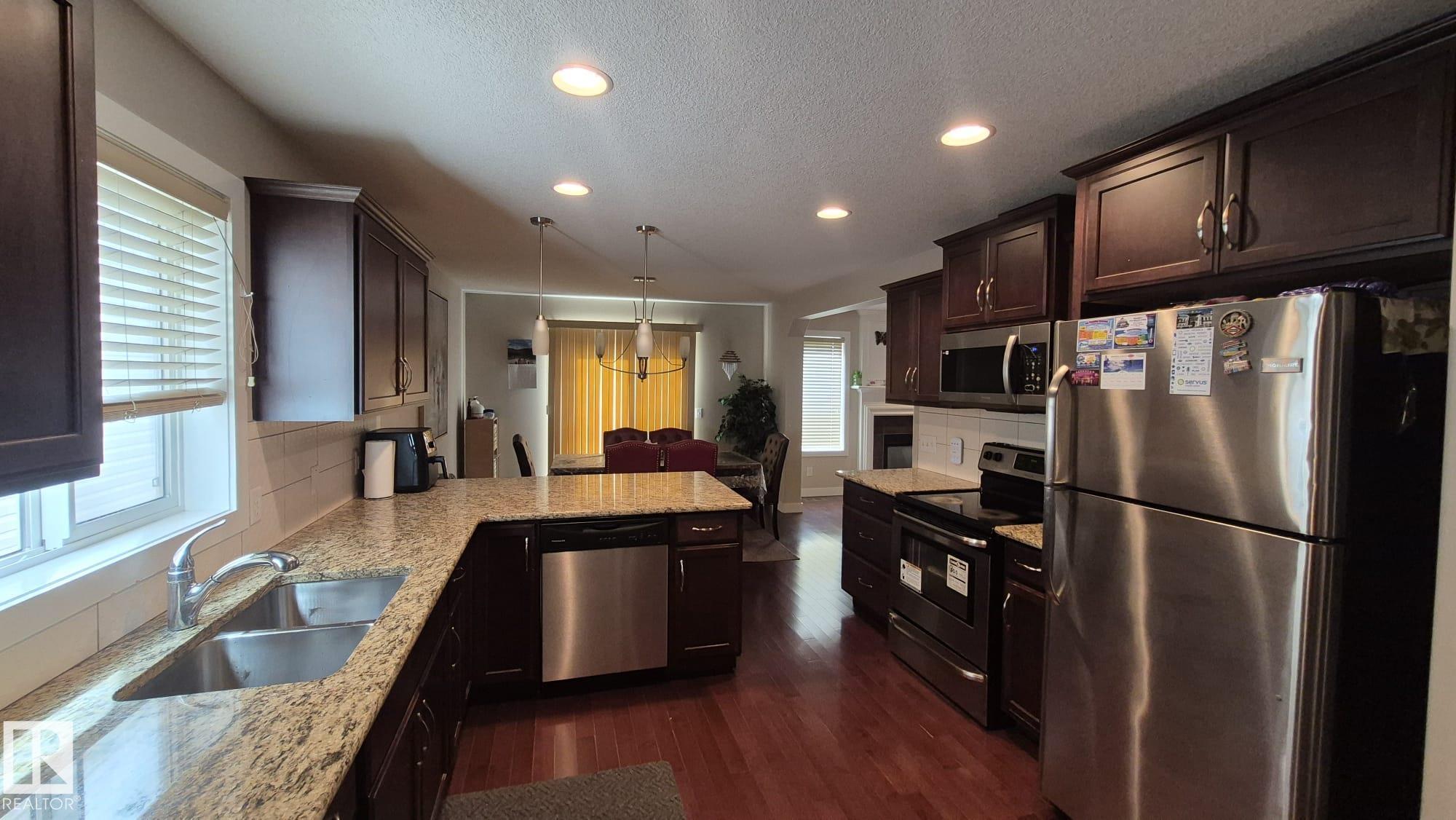 Photo 32 at 2044 33b Street NW, Laurel, Edmonton