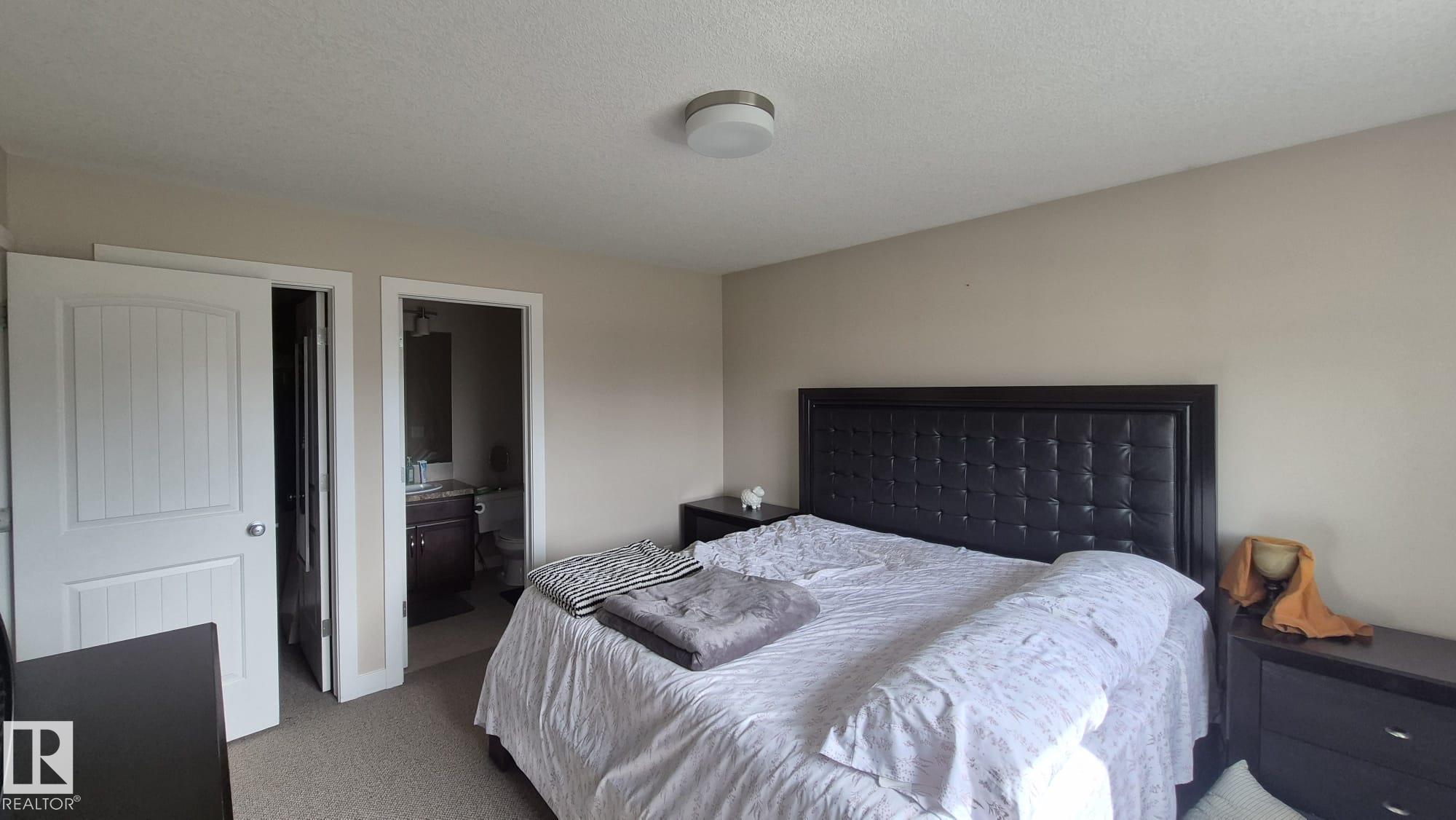 Photo 7 at 2044 33b Street NW, Laurel, Edmonton