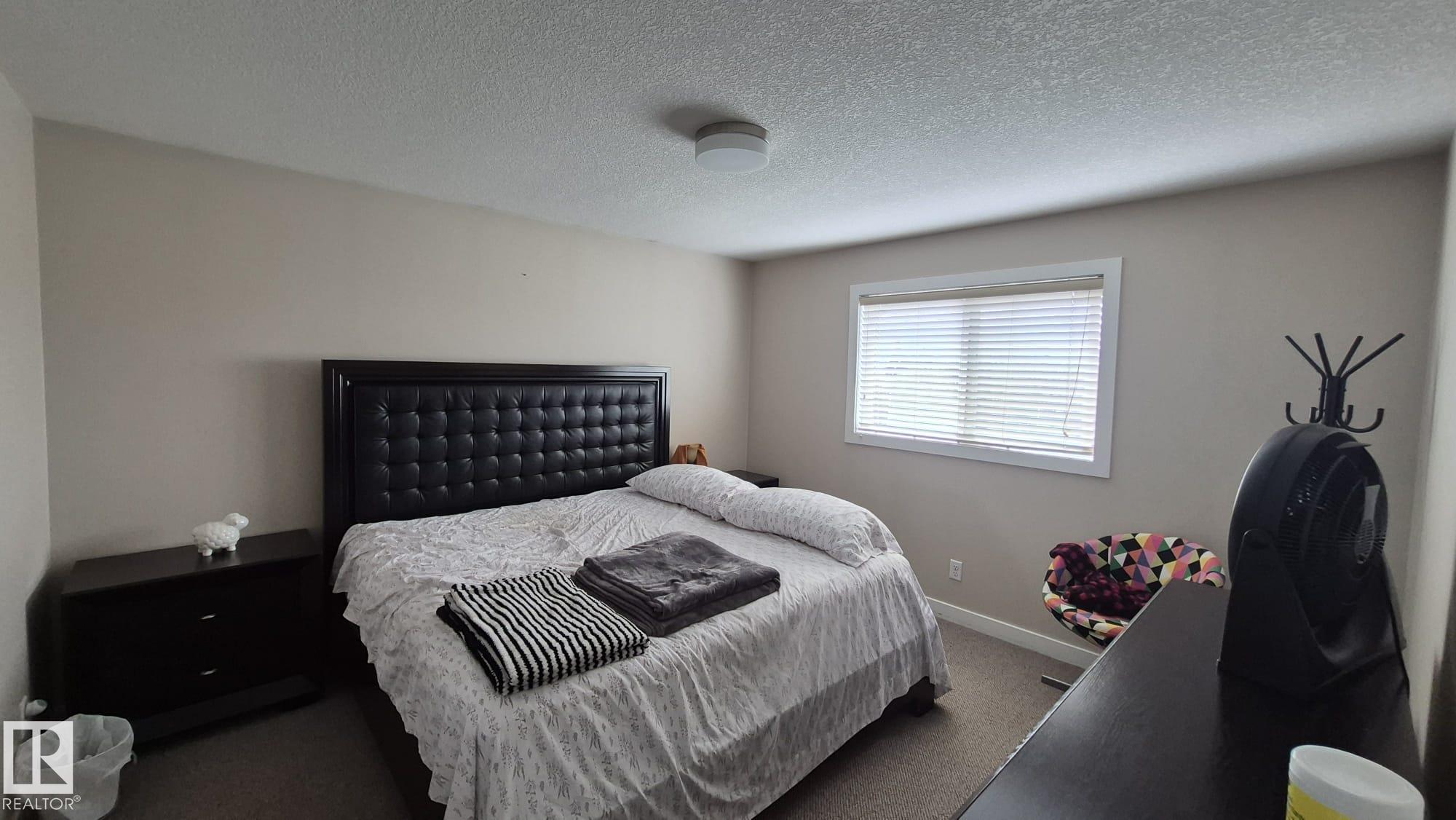Photo 9 at 2044 33b Street NW, Laurel, Edmonton