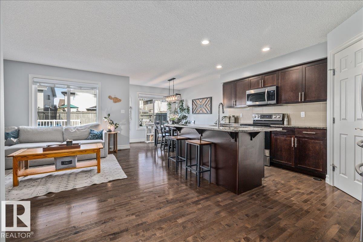 10 Dickens Street, South Pointe, Fort Saskatchewan