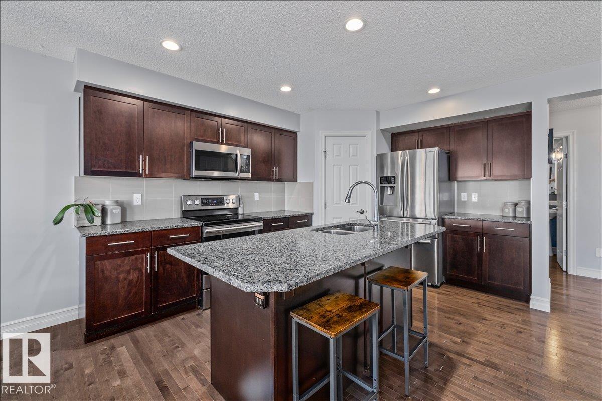 Photo 9 at 10 Dickens Street, South Pointe, Fort Saskatchewan