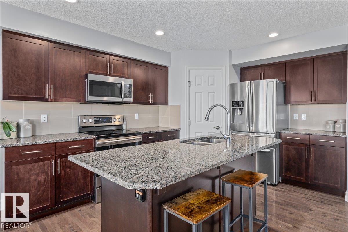 Photo 10 at 10 Dickens Street, South Pointe, Fort Saskatchewan