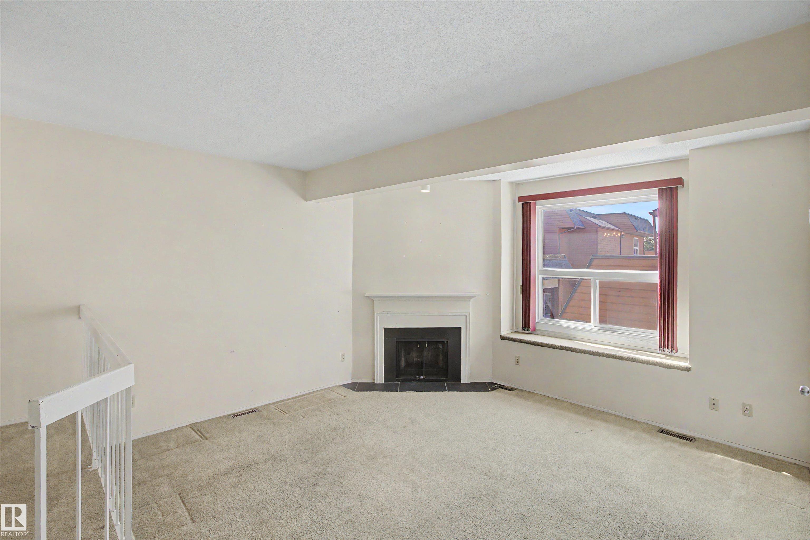 Picture for 5953 40 AV NW