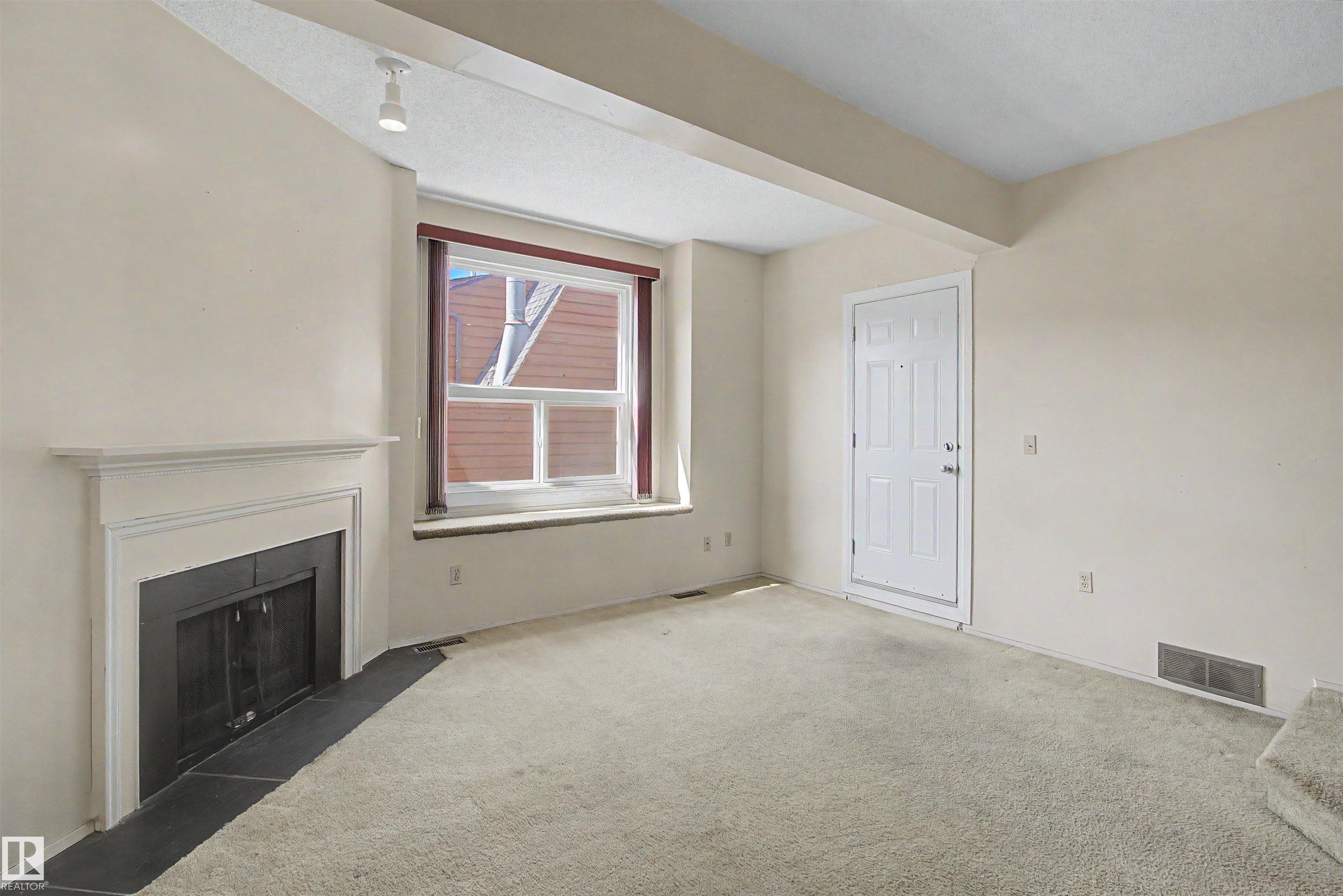 Picture for 5953 40 AV NW
