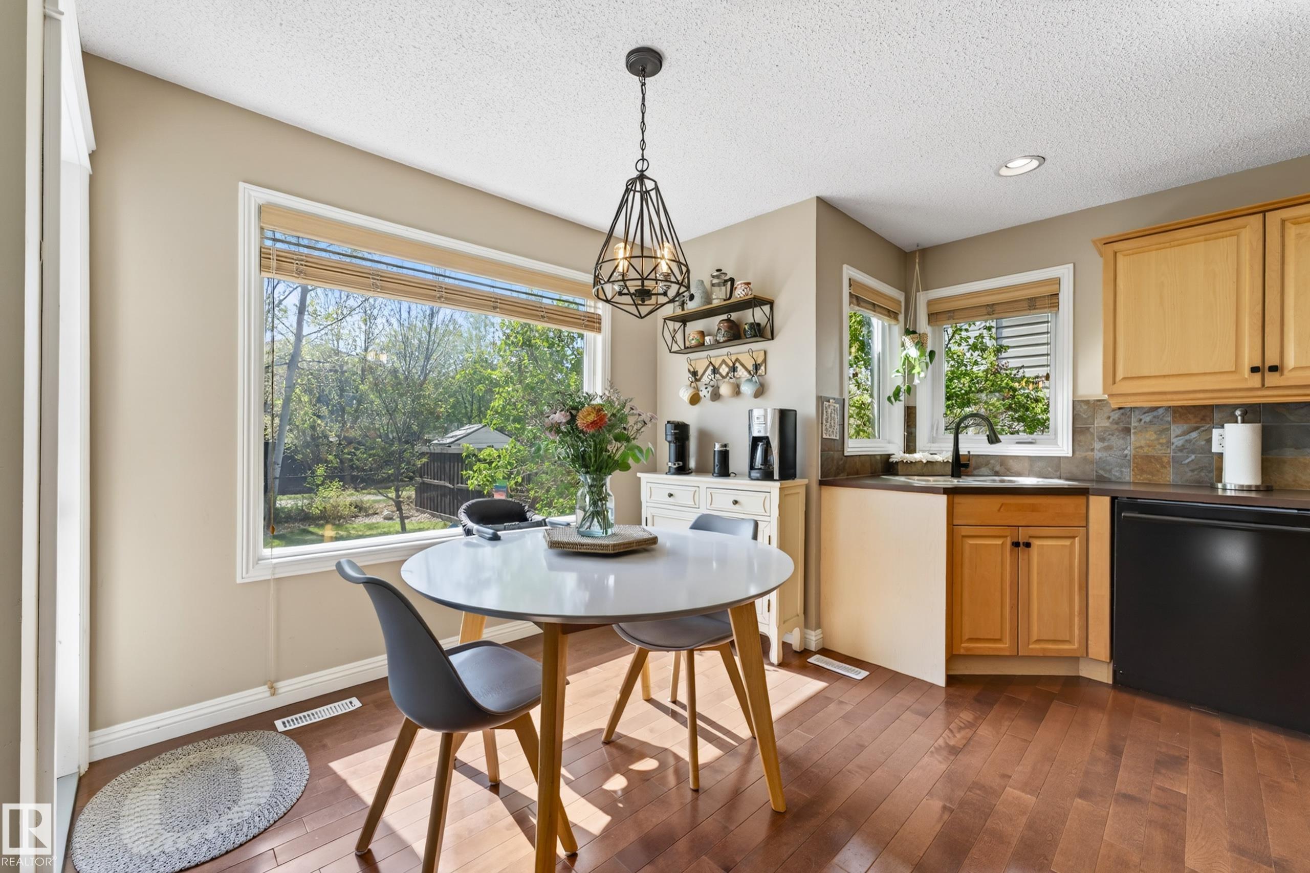 Photo 12 at 1907 120 Street SW, Rutherford, Edmonton