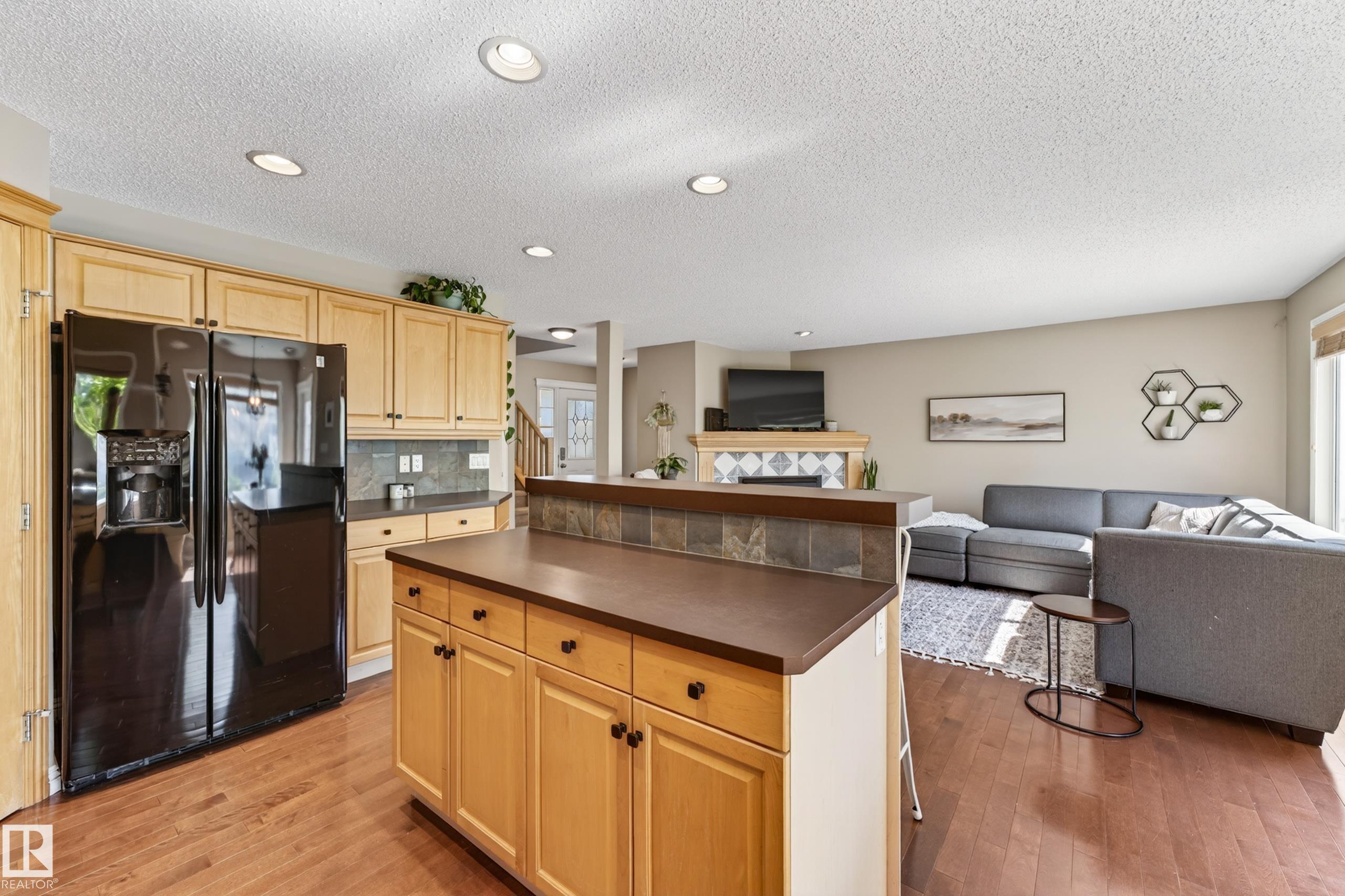Photo 9 at 1907 120 Street SW, Rutherford, Edmonton