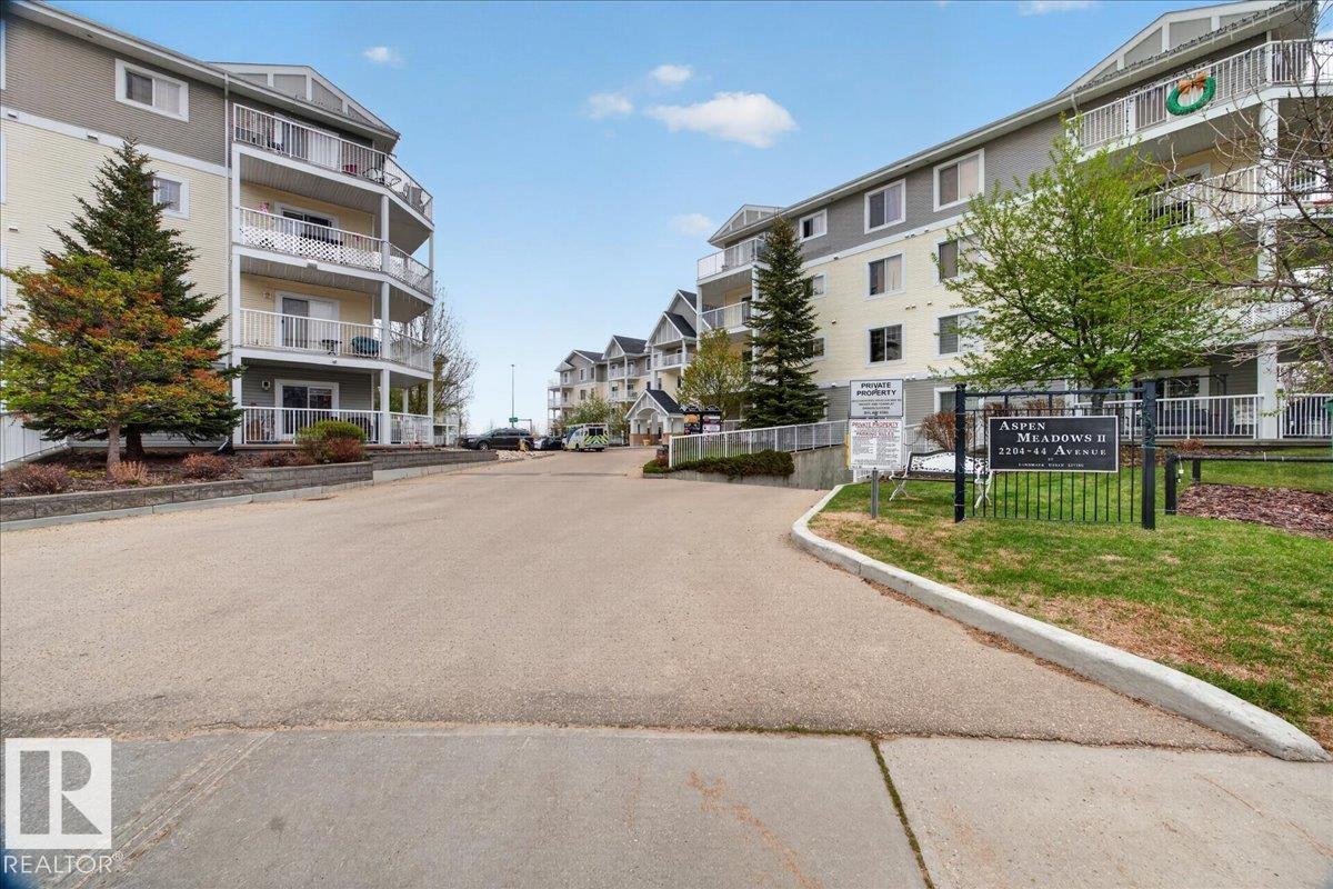408 - 2204 44 Avenue NW, Larkspur, Edmonton