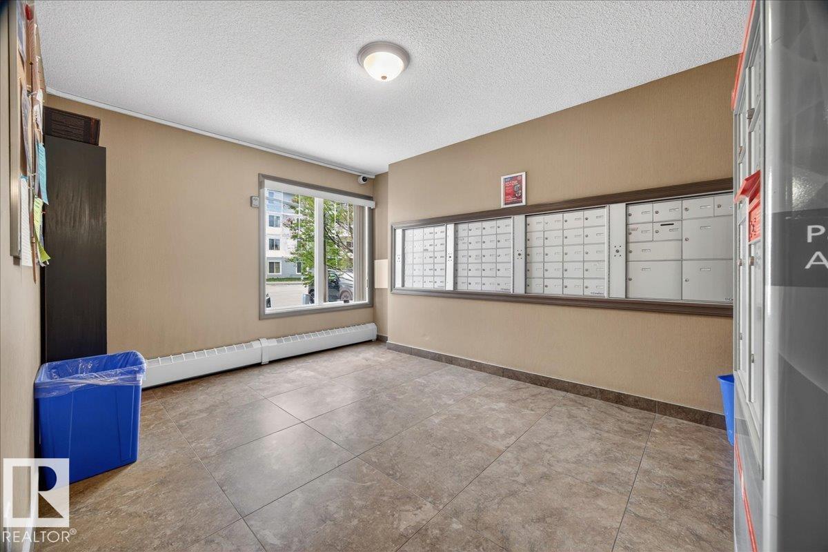 408 - 2204 44 Avenue NW, Larkspur, Edmonton