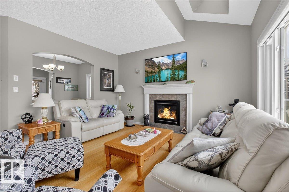 https://zimg.paragon.ice.com/ParagonImages/Property/PM/RAE/225401846/10/0/0/e75f666ccda616b6fb2e108f107787da/1/dbeb34b314d3ec266d8d7cecbc8120ca/225401846-82626424-67D1-4860-84AE-9E6C9217DE1D.JPG