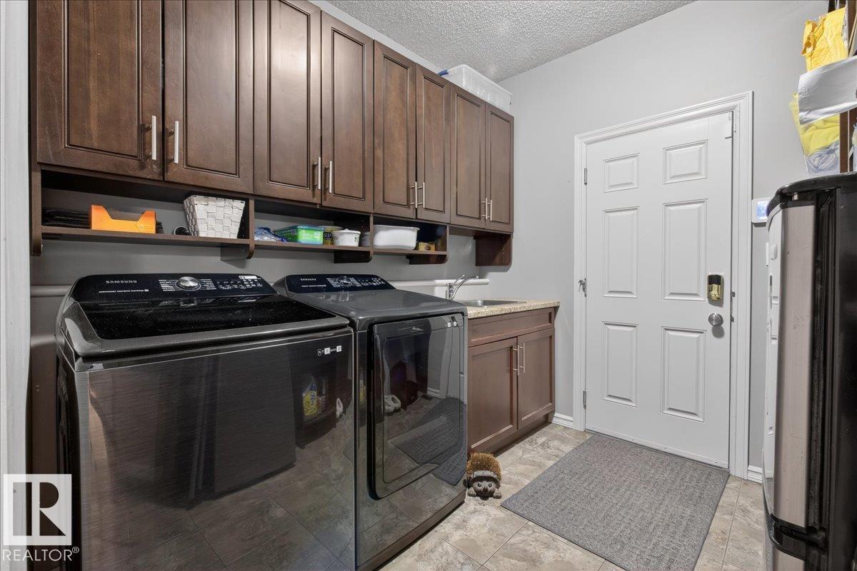 https://zimg.paragon.ice.com/ParagonImages/Property/PM/RAE/225401846/15/0/0/4cd3bf1fa1d3c69b3cdbe5c0def47633/1/dbeb34b314d3ec266d8d7cecbc8120ca/225401846-8003EF22-28A7-494F-B417-EED1AAC966F0.JPG