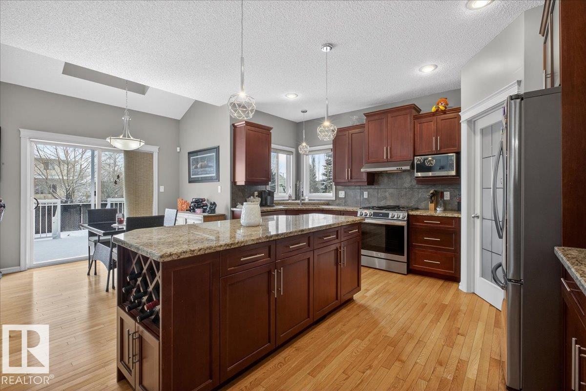 Picture for 942 CHAHLEY CR NW
