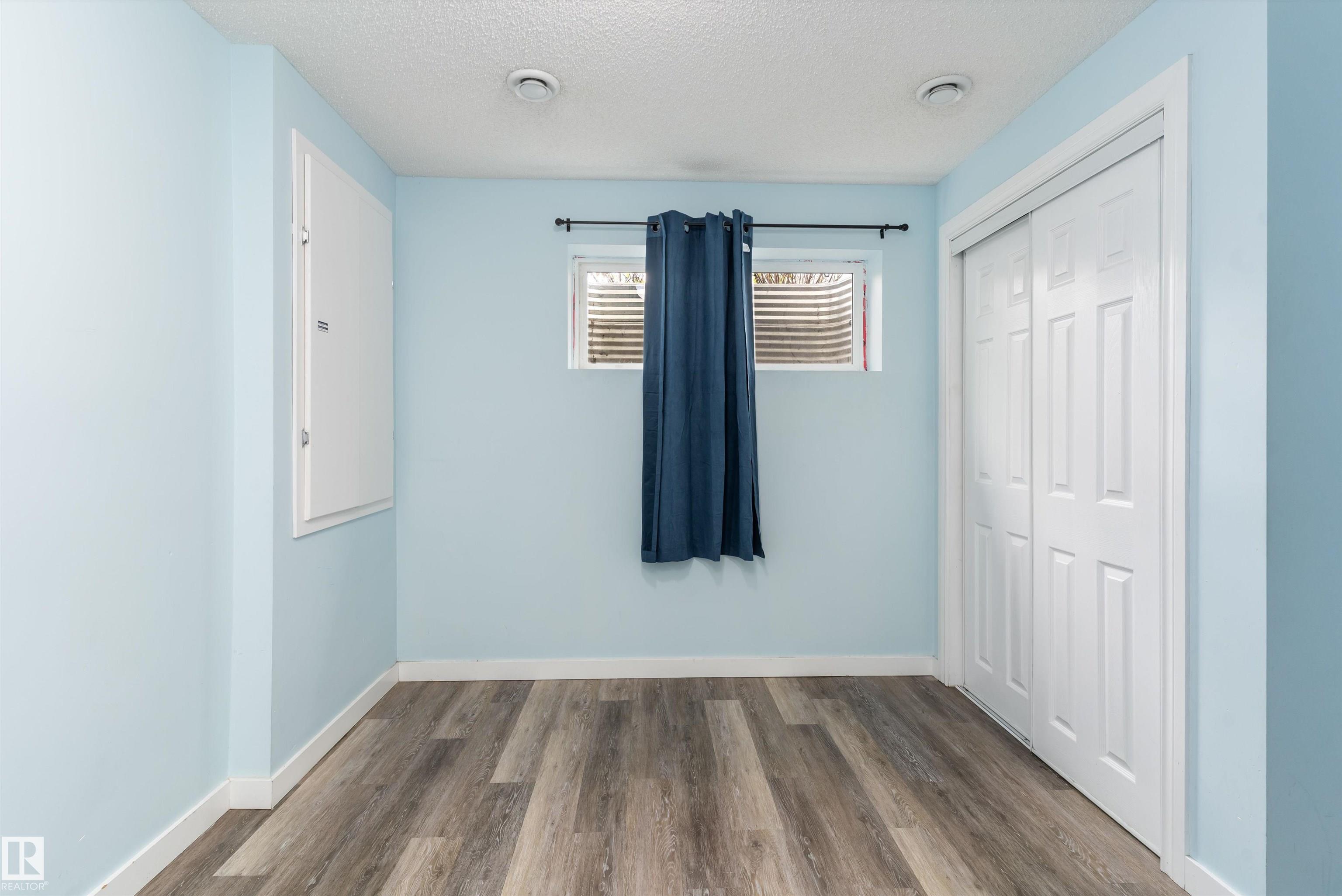 https://zimg.paragon.ice.com/ParagonImages/Property/PM/RAE/225401854/31/0/0/f785a7f8fdf10b3639643853b9829972/1/c1cec61f1ca7e2c24cbb931587c561af/225401854-0b7ec987-f407-414b-b767-7cce55838d64.JPG
