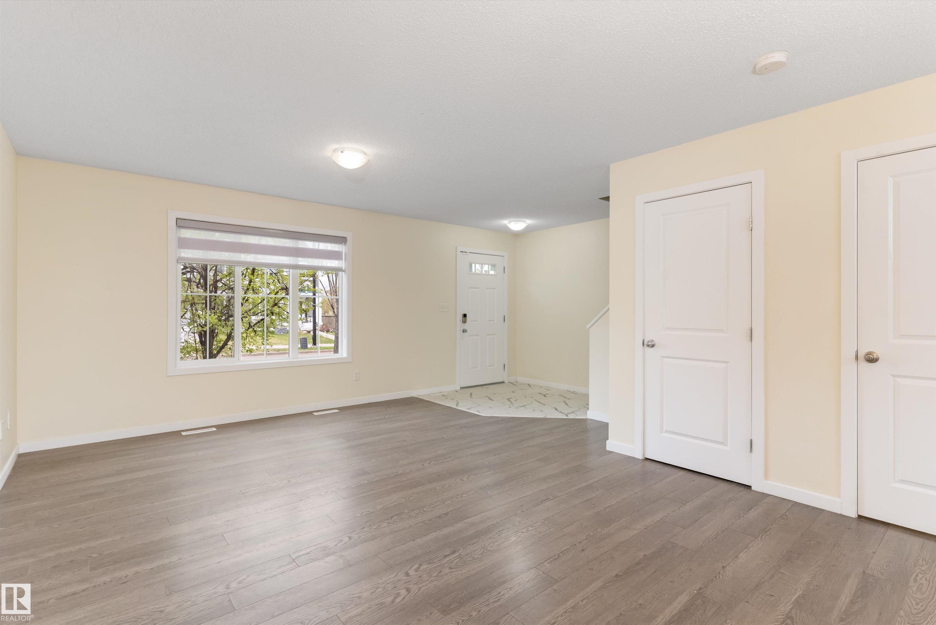 https://zimg.paragon.ice.com/ParagonImages/Property/PM/RAE/225401854/7/0/0/f6067ed1e28948e508a3bd7d629fcc97/1/c1cec61f1ca7e2c24cbb931587c561af/225401854-c340137e-c468-42b1-985f-c4ba1a1eb6cc.JPG