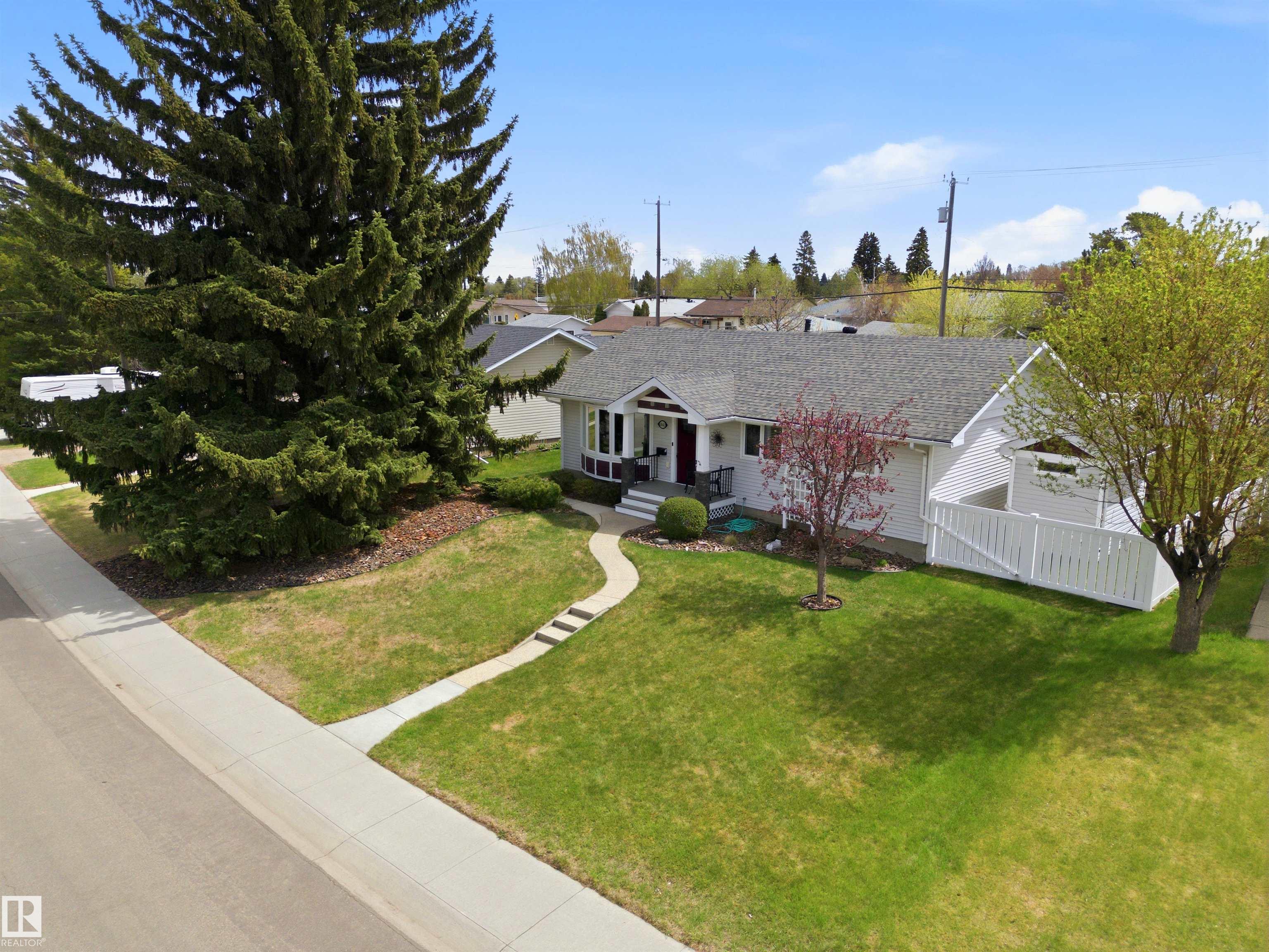 10663 59 Street NW, Capilano, Edmonton