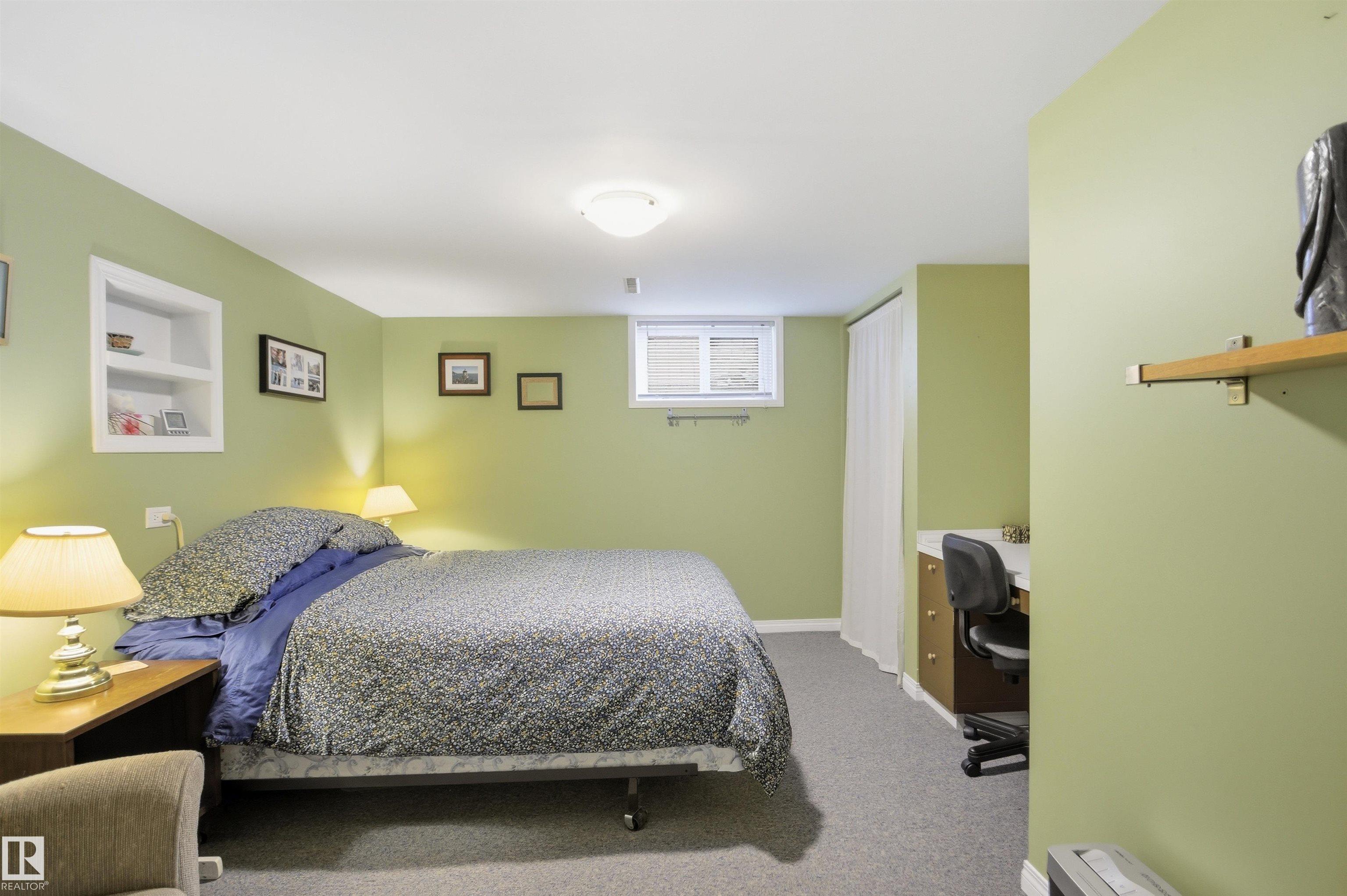 Photo 34 at 10663 59 Street NW, Capilano, Edmonton
