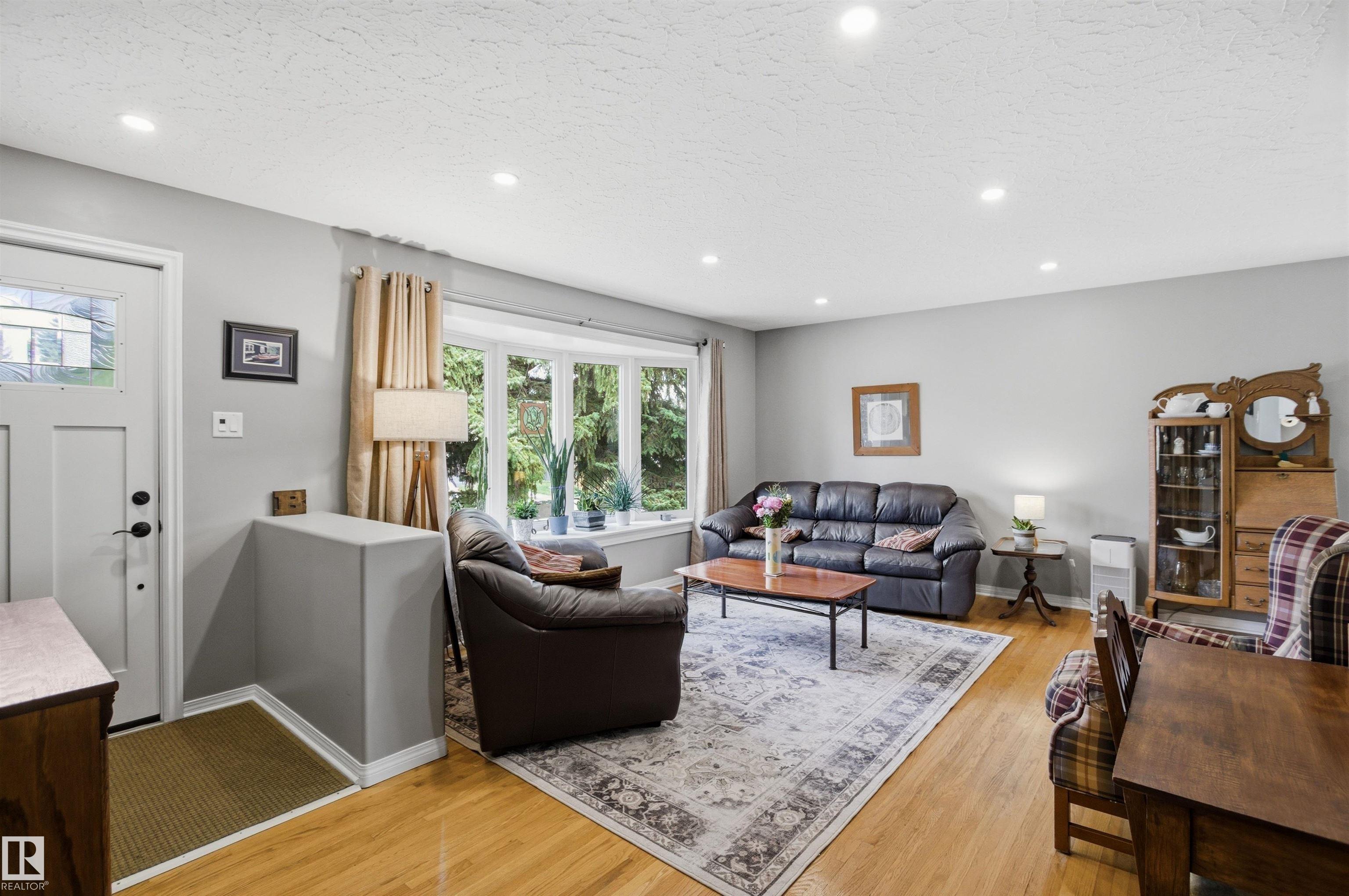 10663 59 Street NW, Capilano, Edmonton