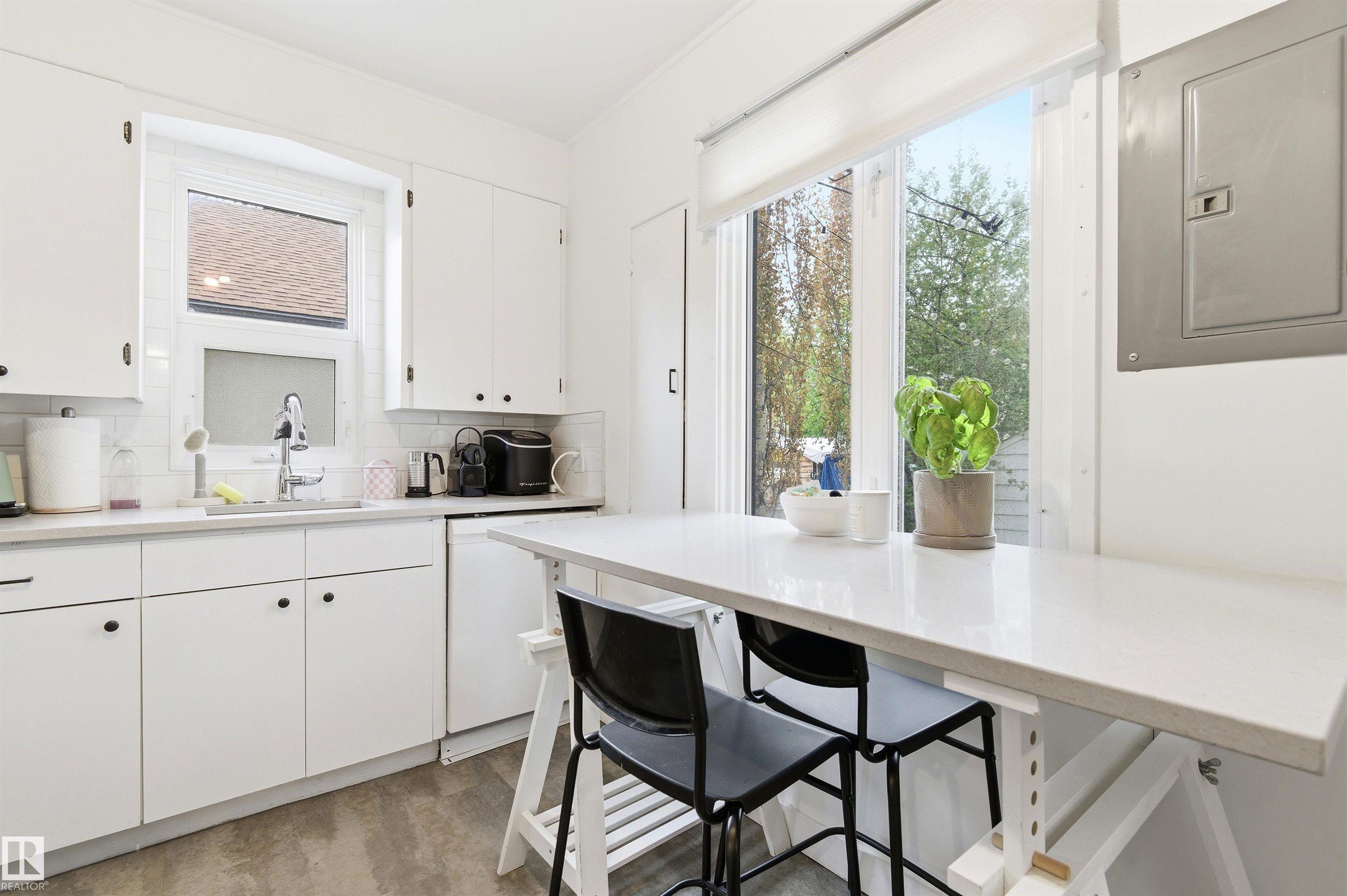 Photo 15 at 10827 64 Avenue NW, Allendale, Edmonton