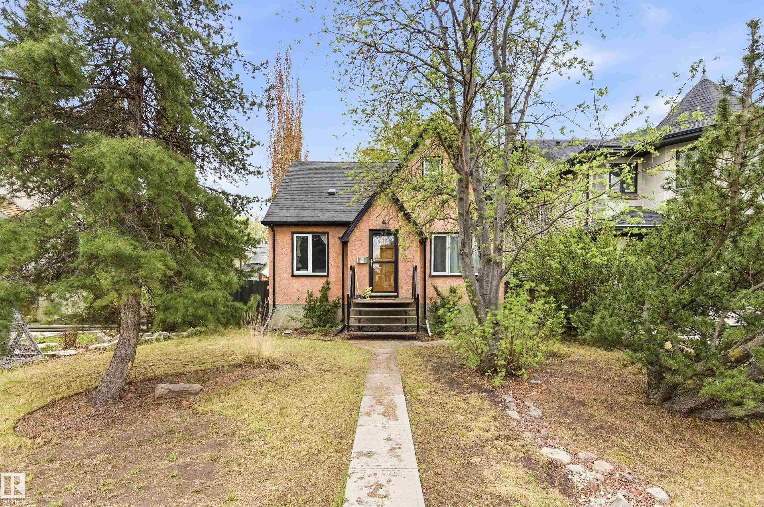 10827 64 Avenue NW, Allendale, Edmonton