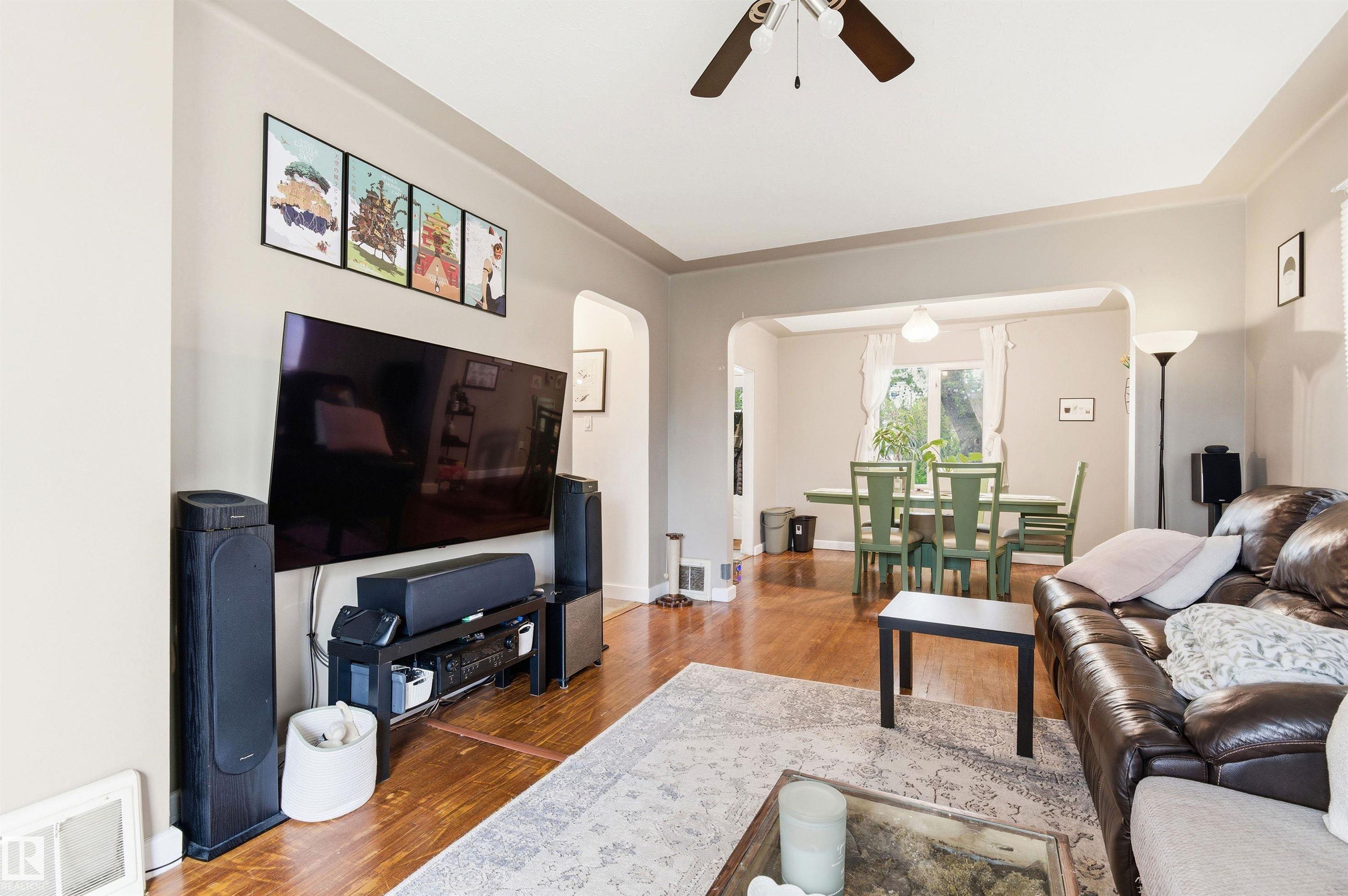 Photo 7 at 10827 64 Avenue NW, Allendale, Edmonton