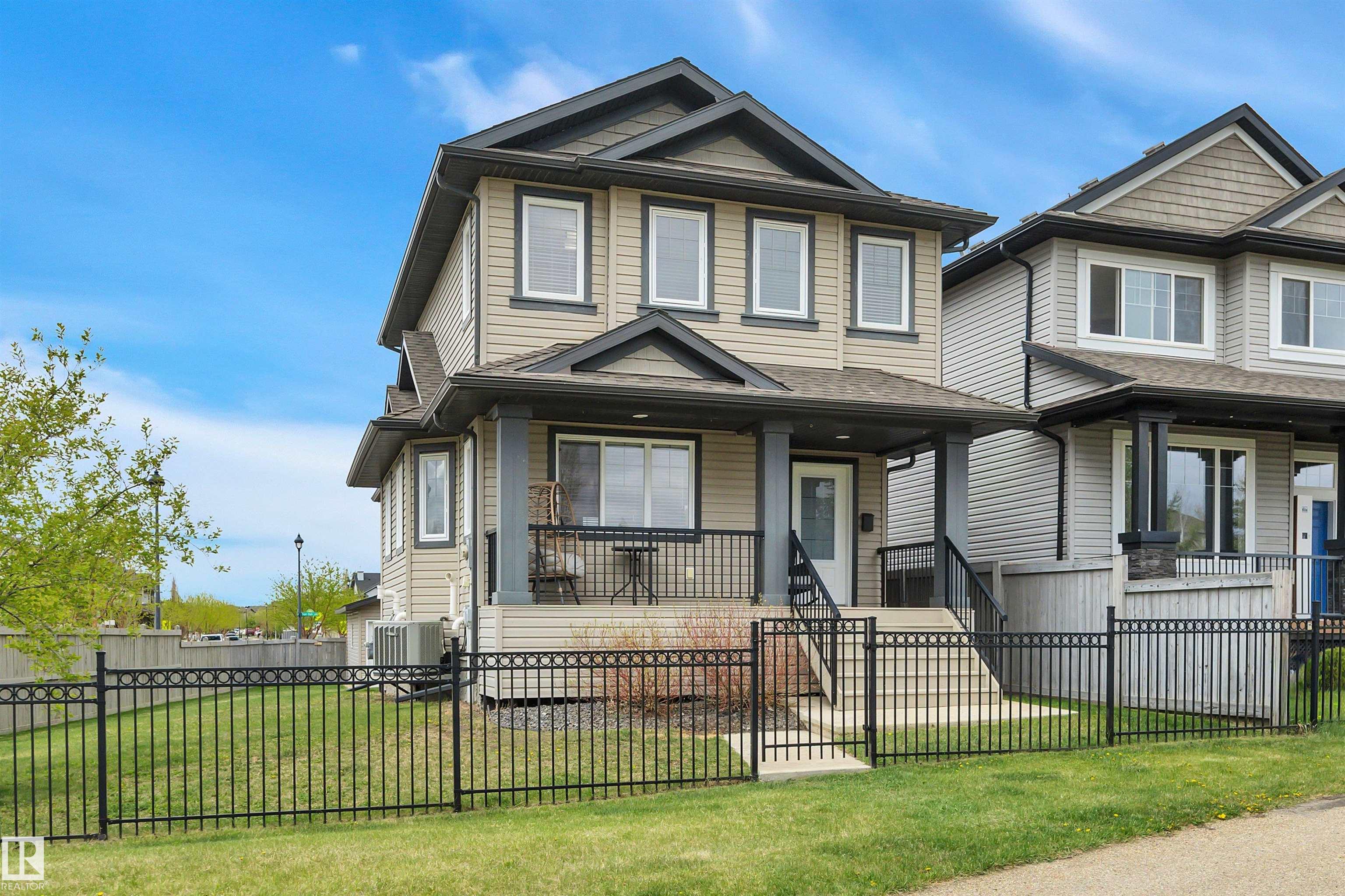 36 Spruce Boulevard, Suntree, Leduc