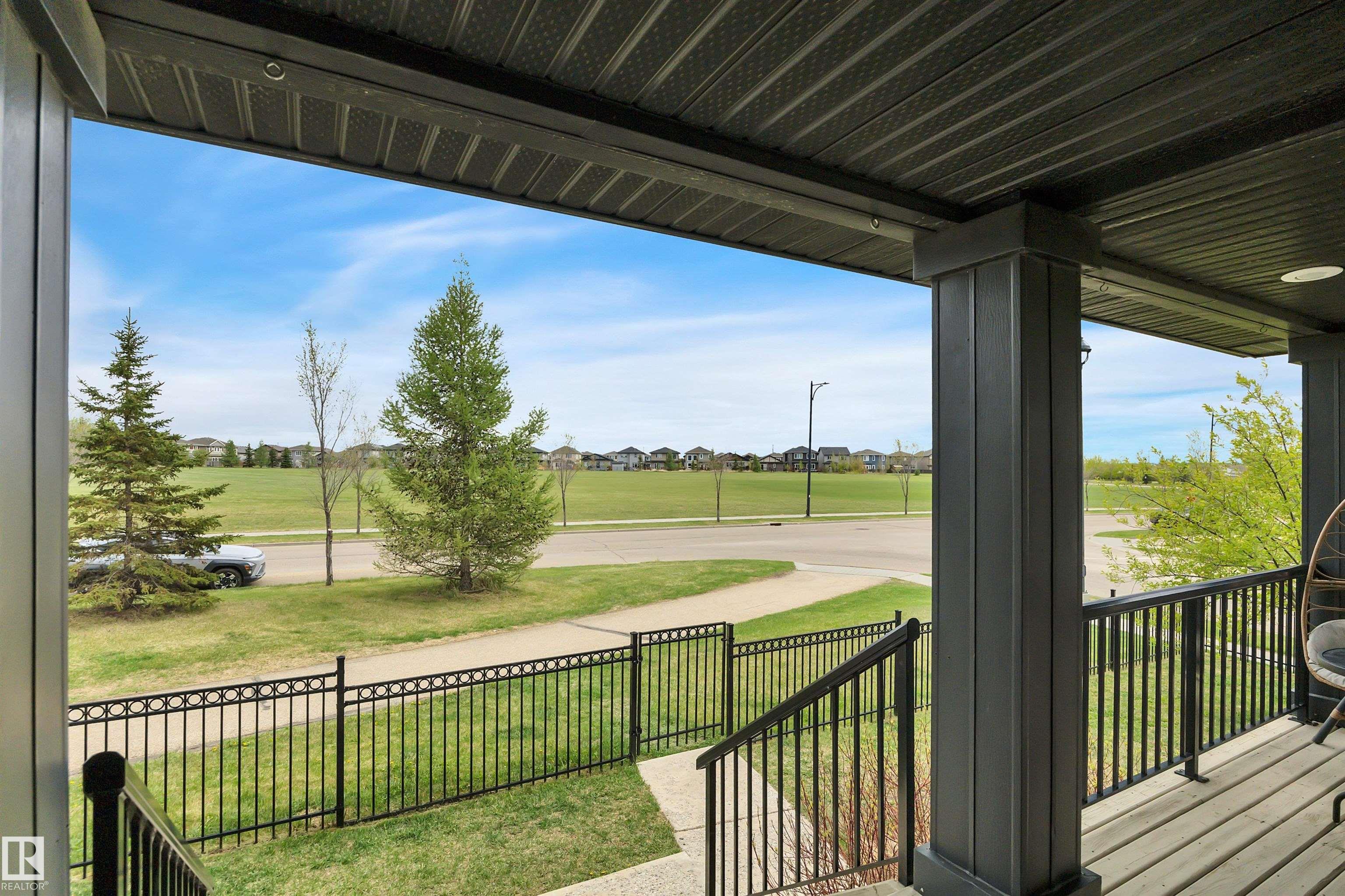 36 Spruce Boulevard, Suntree, Leduc
