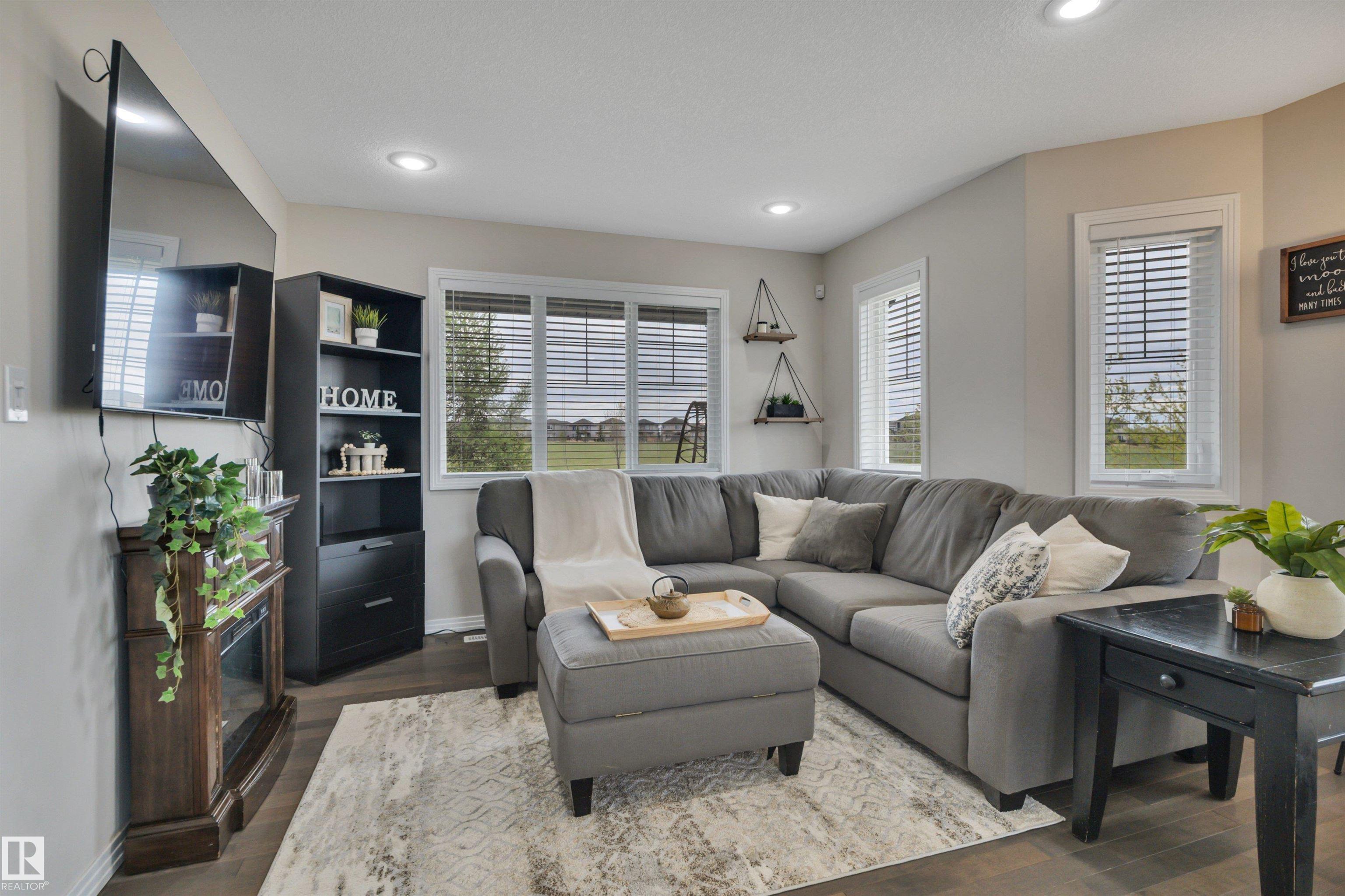 36 Spruce Boulevard, Suntree, Leduc