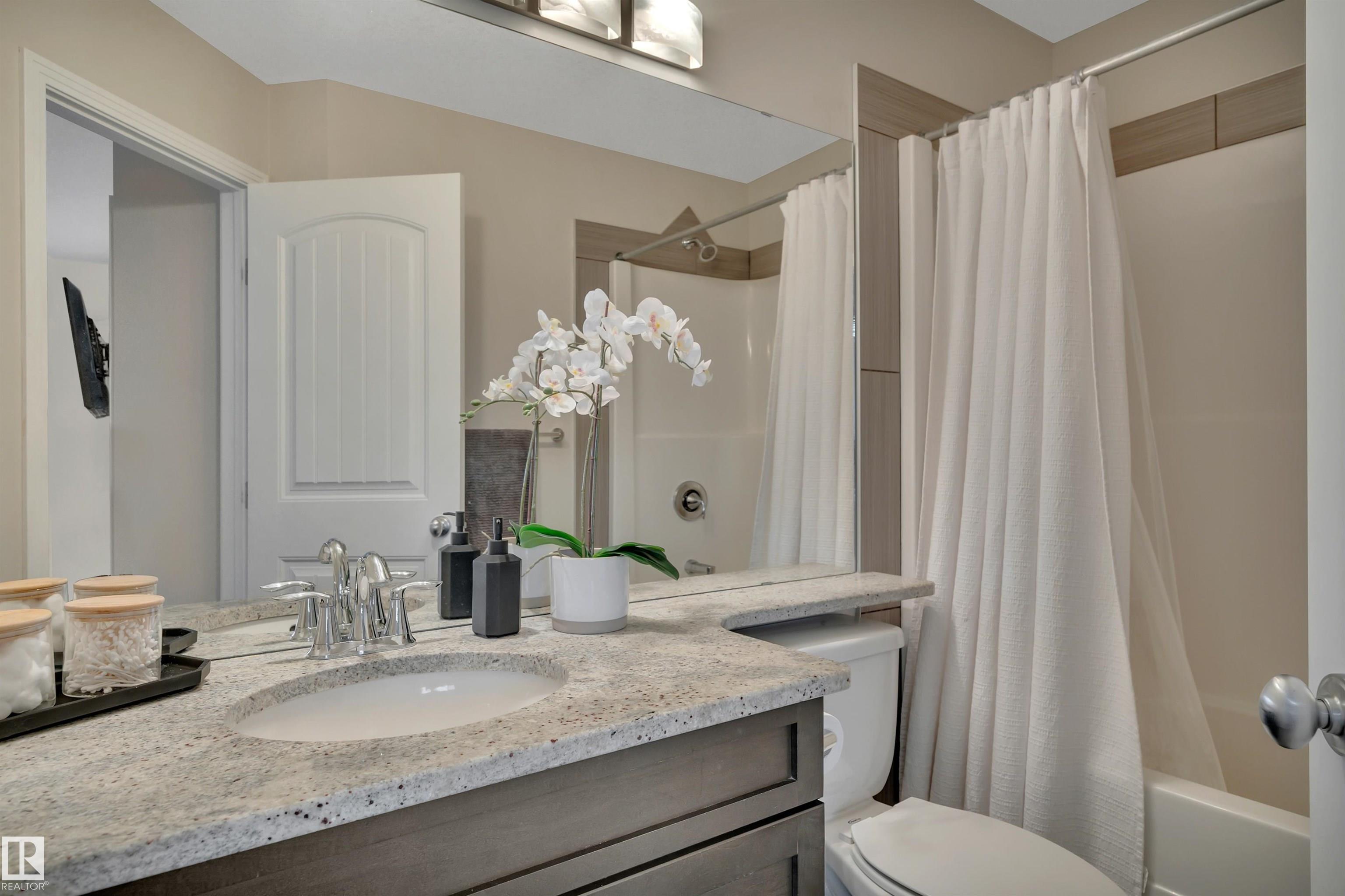 Photo 10 at 36 Spruce Boulevard, Suntree, Leduc