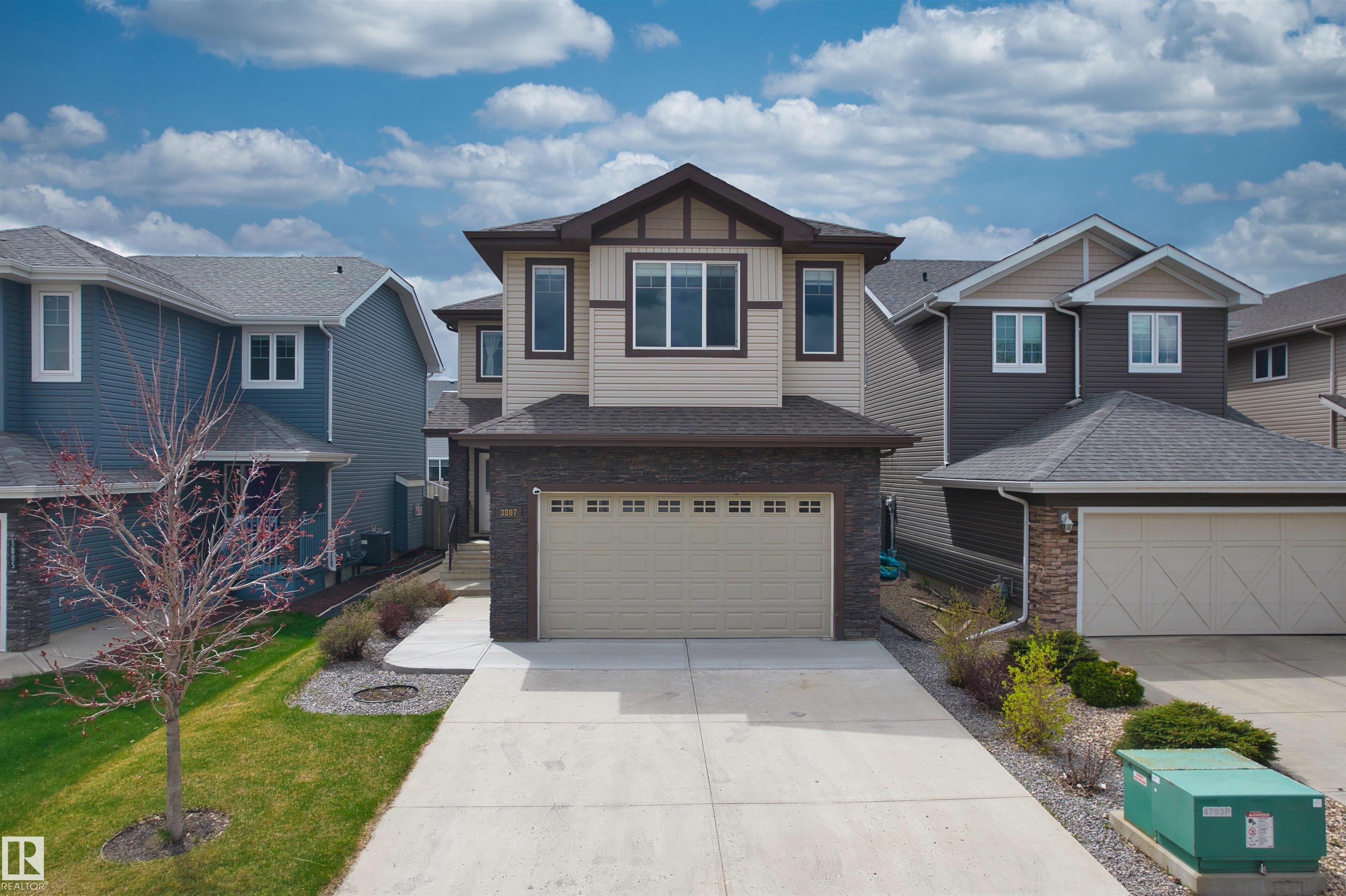 3807 Claxton Close SW, Chappelle Area, Edmonton