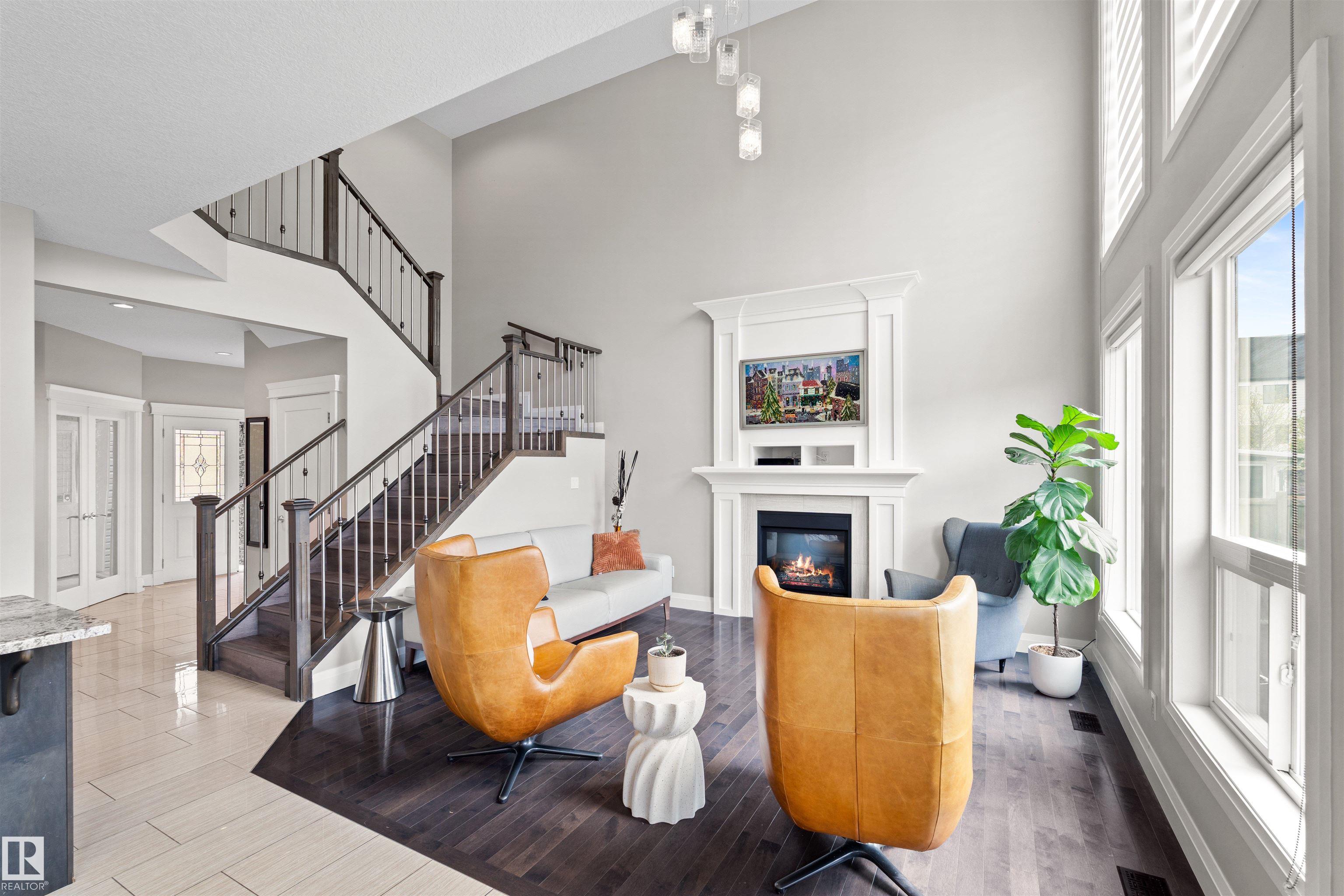 3807 Claxton Close SW, Chappelle Area, Edmonton