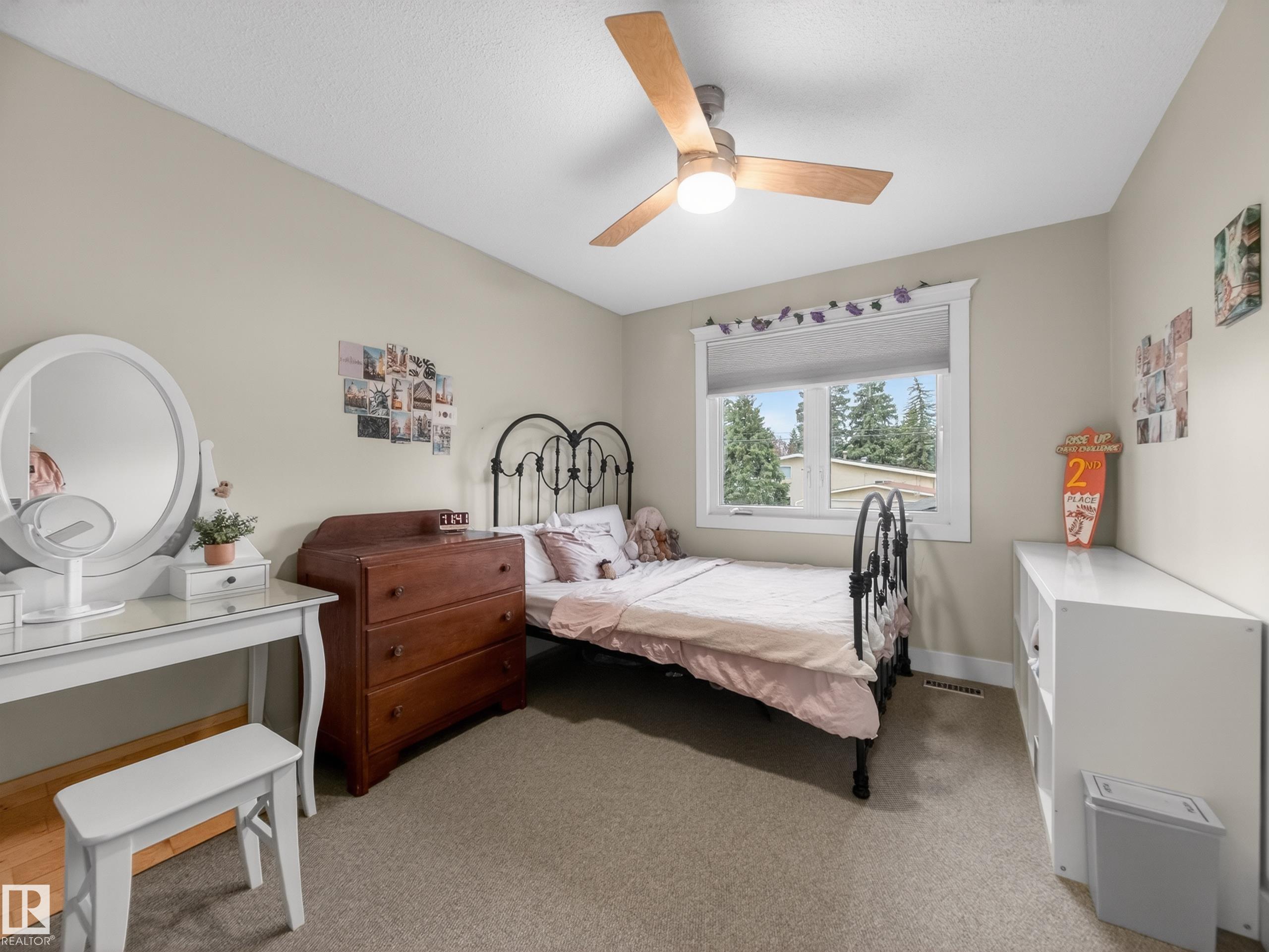 https://zimg.paragon.ice.com/ParagonImages/Property/PM/RAE/225401865/20/0/0/9de8d368f5daa4a8c744fa46d58d55df/1/814663cc80bf8b2add907fd6fb0ca3ee/225401865-175b916d-feda-4258-8334-20b9a95139b8.JPG