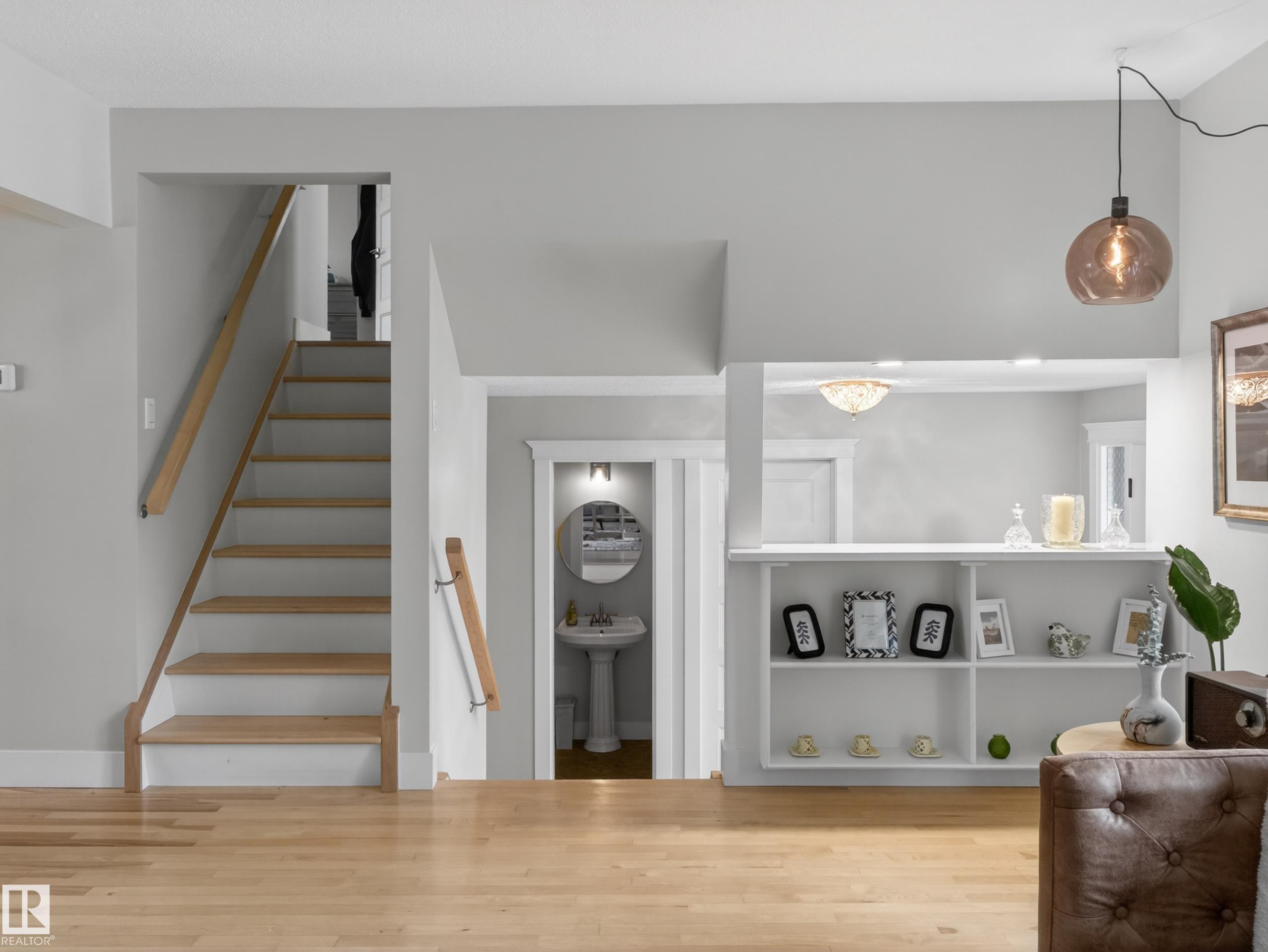 https://zimg.paragon.ice.com/ParagonImages/Property/PM/RAE/225401865/49/0/0/bd6ab469f5dc031a092829fde7ea4580/1/814663cc80bf8b2add907fd6fb0ca3ee/225401865-56ee629a-7b6c-485c-abae-0d1b554ca229.JPG
