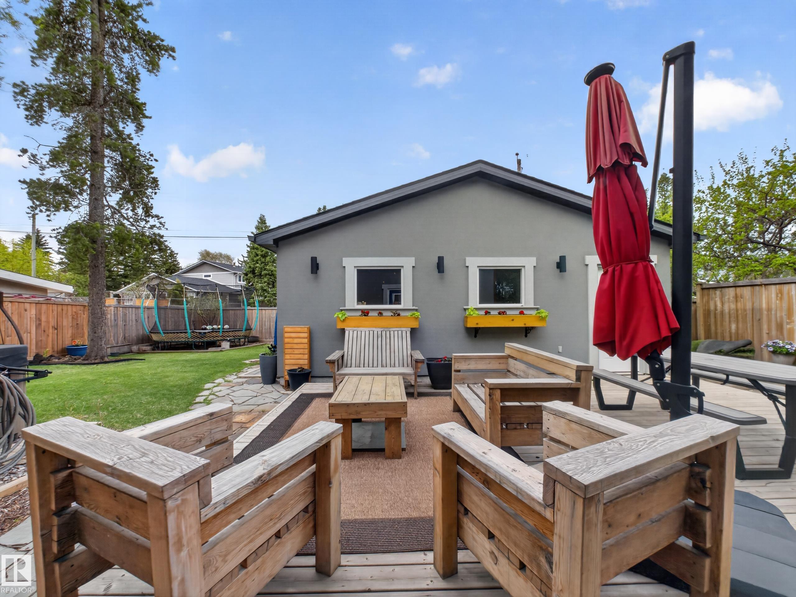 https://zimg.paragon.ice.com/ParagonImages/Property/PM/RAE/225401865/7/0/0/63bab1a8ef90cf3f0460b854d18dae2e/1/814663cc80bf8b2add907fd6fb0ca3ee/225401865-0f590df5-30a7-4677-9930-fbb685b9b303.JPG