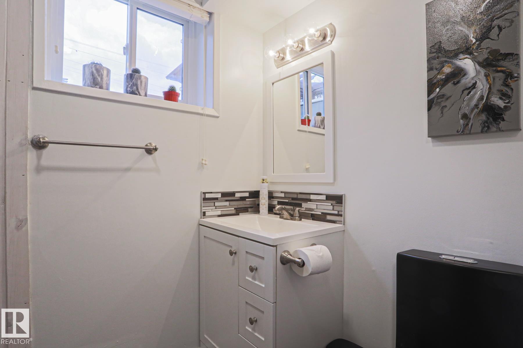https://zimg.paragon.ice.com/ParagonImages/Property/PM/RAE/225401867/34/0/0/bb6c7d5e60be3f18d79991a1a1e14993/1/a80267edafdda42f7f4f8b5f96fcfa9b/225401867-0ab6ba27-5192-4c2c-a4aa-ea31ecbfce4d.JPG