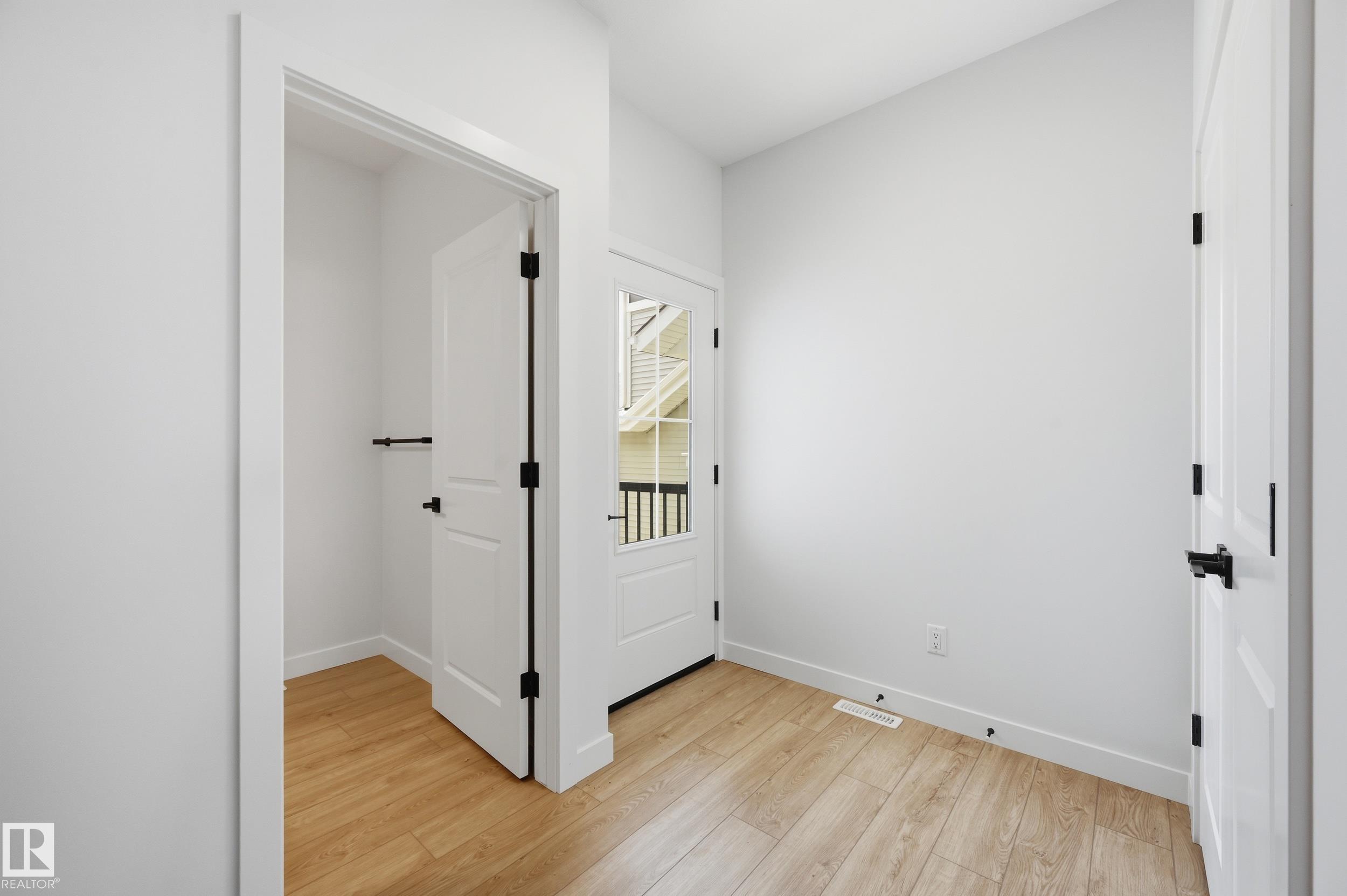 https://zimg.paragon.ice.com/ParagonImages/Property/PM/RAE/225401872/8/0/0/98d3b0c70362229fd202408f04a93854/1/efceefd27c4252af17ed33c7093192f0/225401872-c004b4cd-a23f-44e7-8e23-1aef5d154853.JPG