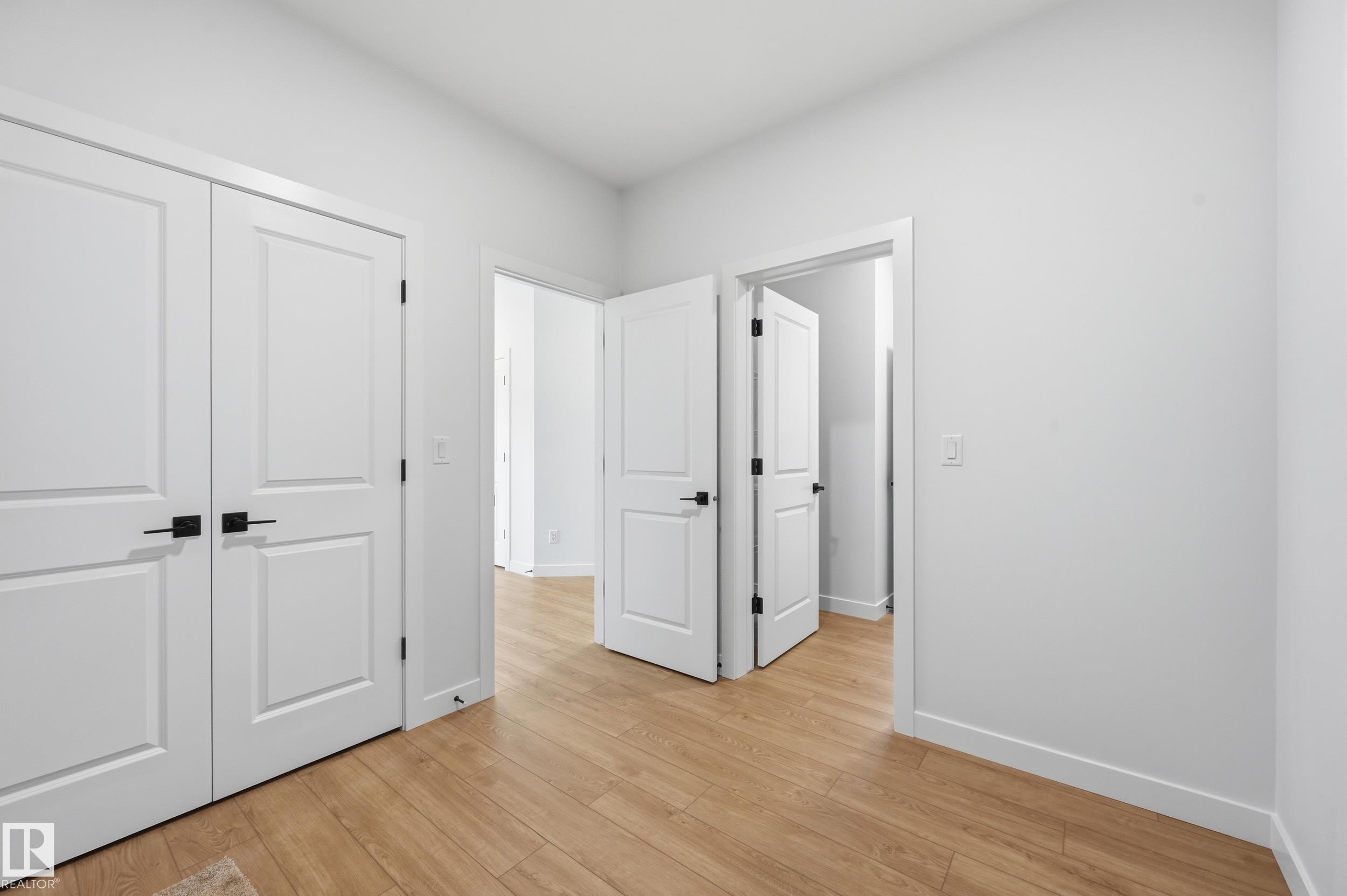 https://zimg.paragon.ice.com/ParagonImages/Property/PM/RAE/225401872/9/0/0/a39560cb52fe6cfcb07d4d47cc083523/1/efceefd27c4252af17ed33c7093192f0/225401872-e618a0ec-4df0-464f-bebe-31cd69852323.JPG