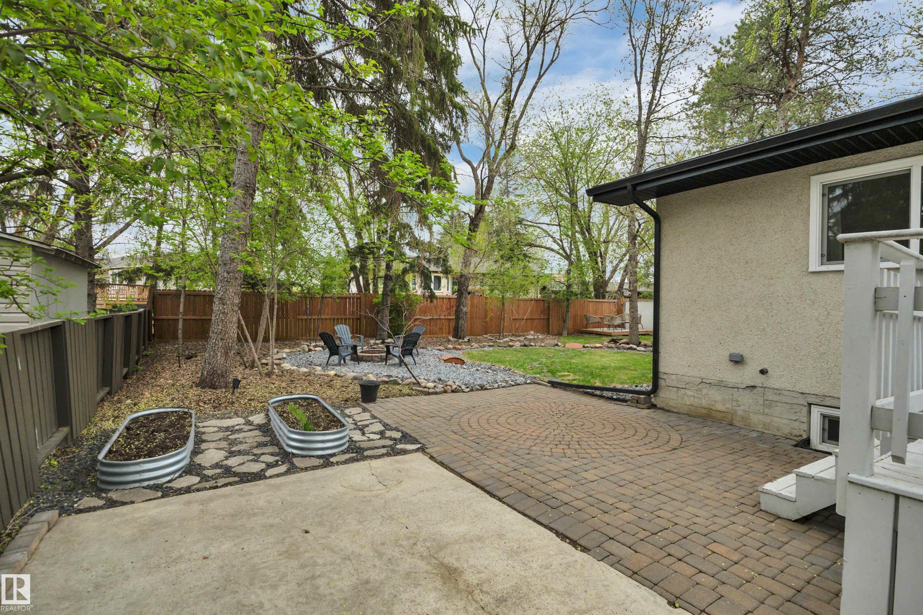https://zimg.paragon.ice.com/ParagonImages/Property/PM/RAE/225401876/51/0/0/4290597f867144584f2c7ff23bac8038/1/70bfd4d1eb10af9830fcf37147a57e71/225401876-ea7209df-057a-4a85-b9de-51822402036b.JPG