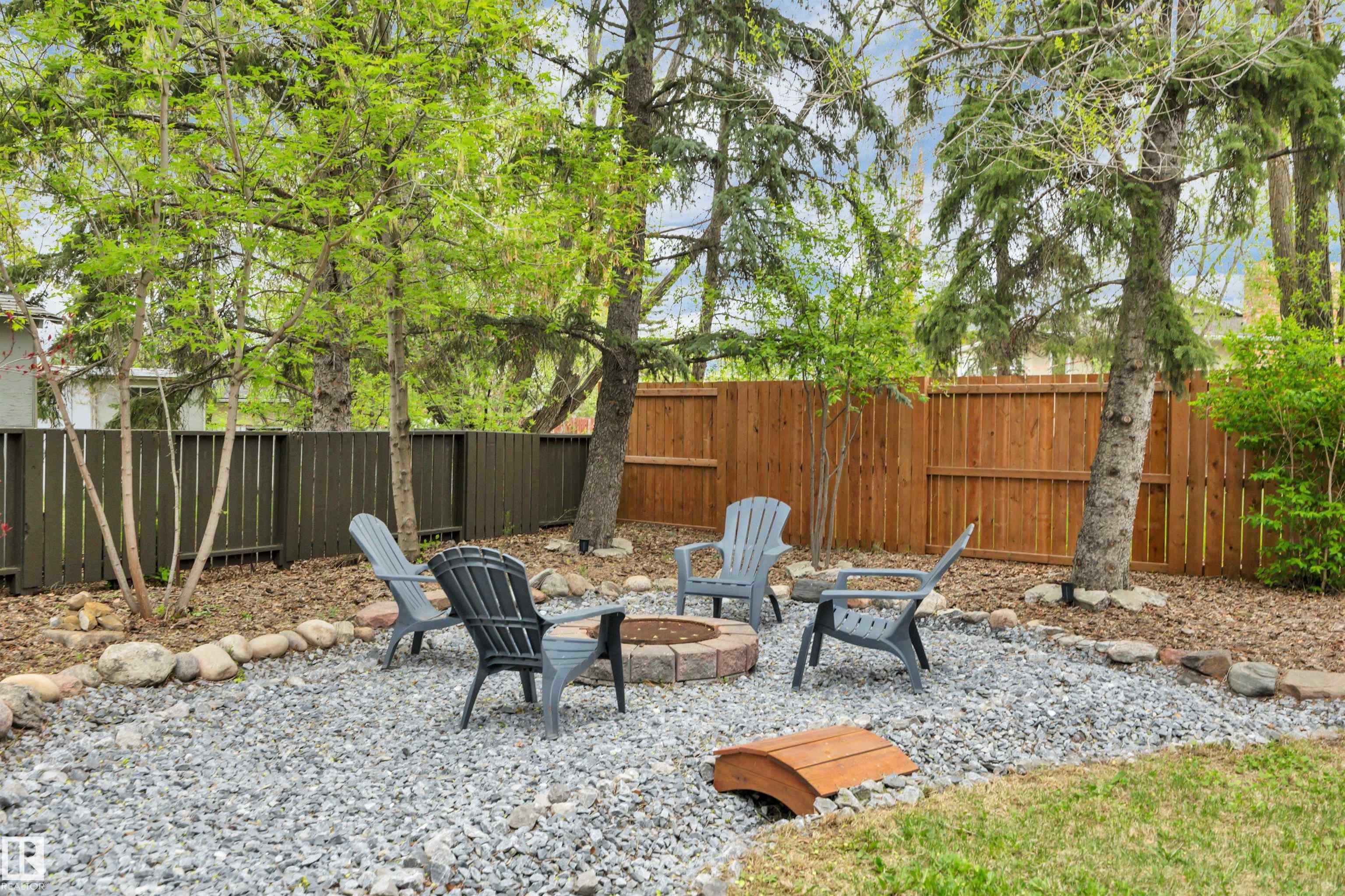 https://zimg.paragon.ice.com/ParagonImages/Property/PM/RAE/225401876/53/0/0/500b0e84a286dd09c31344e30018e266/1/70bfd4d1eb10af9830fcf37147a57e71/225401876-bb7987fe-afc0-45c7-8fc9-0fd749d29457.JPG