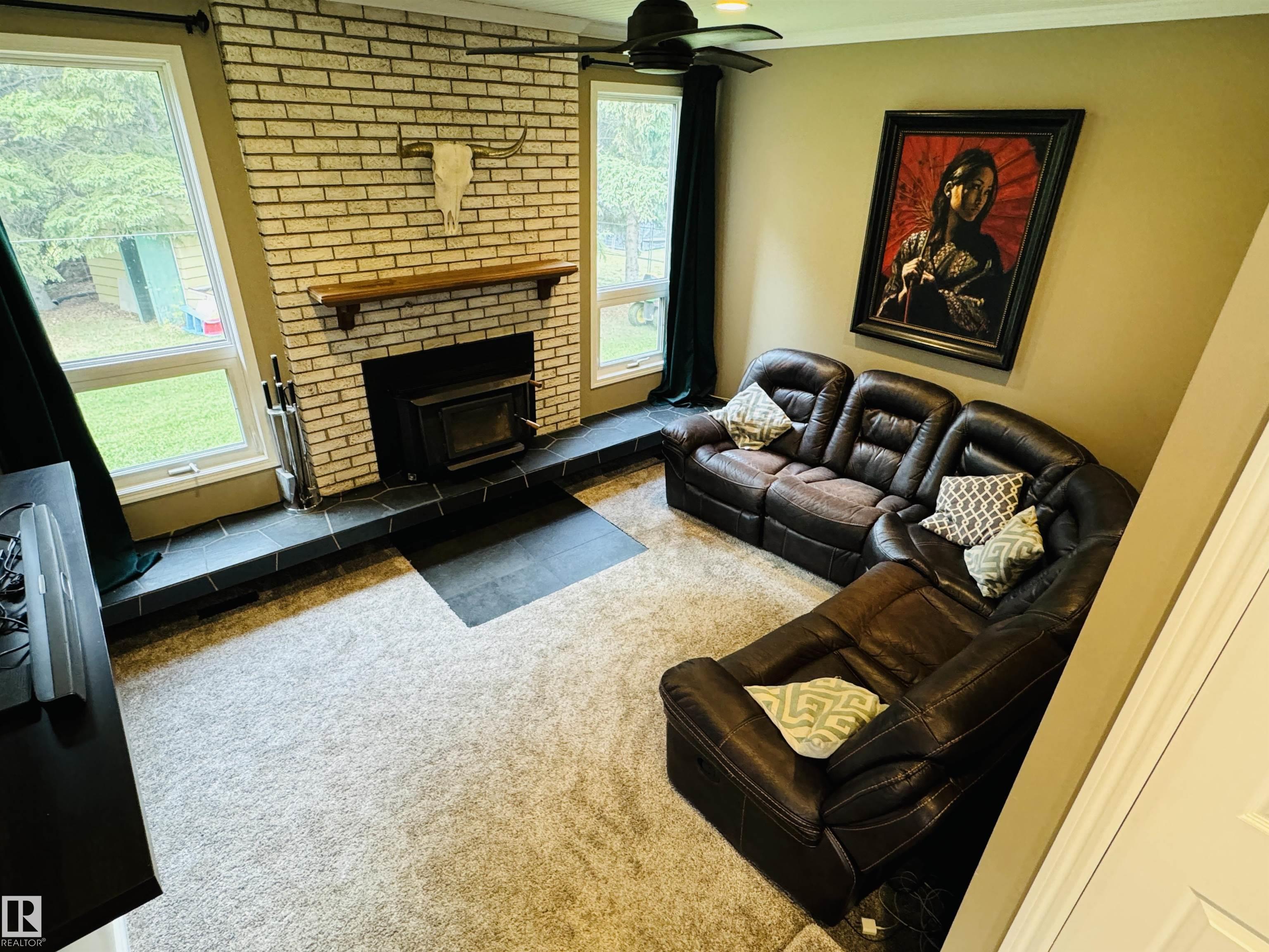 Photo 11 at 10 - Viscount Drive NW, Upper Viscount Estate, Rural Sturgeon County