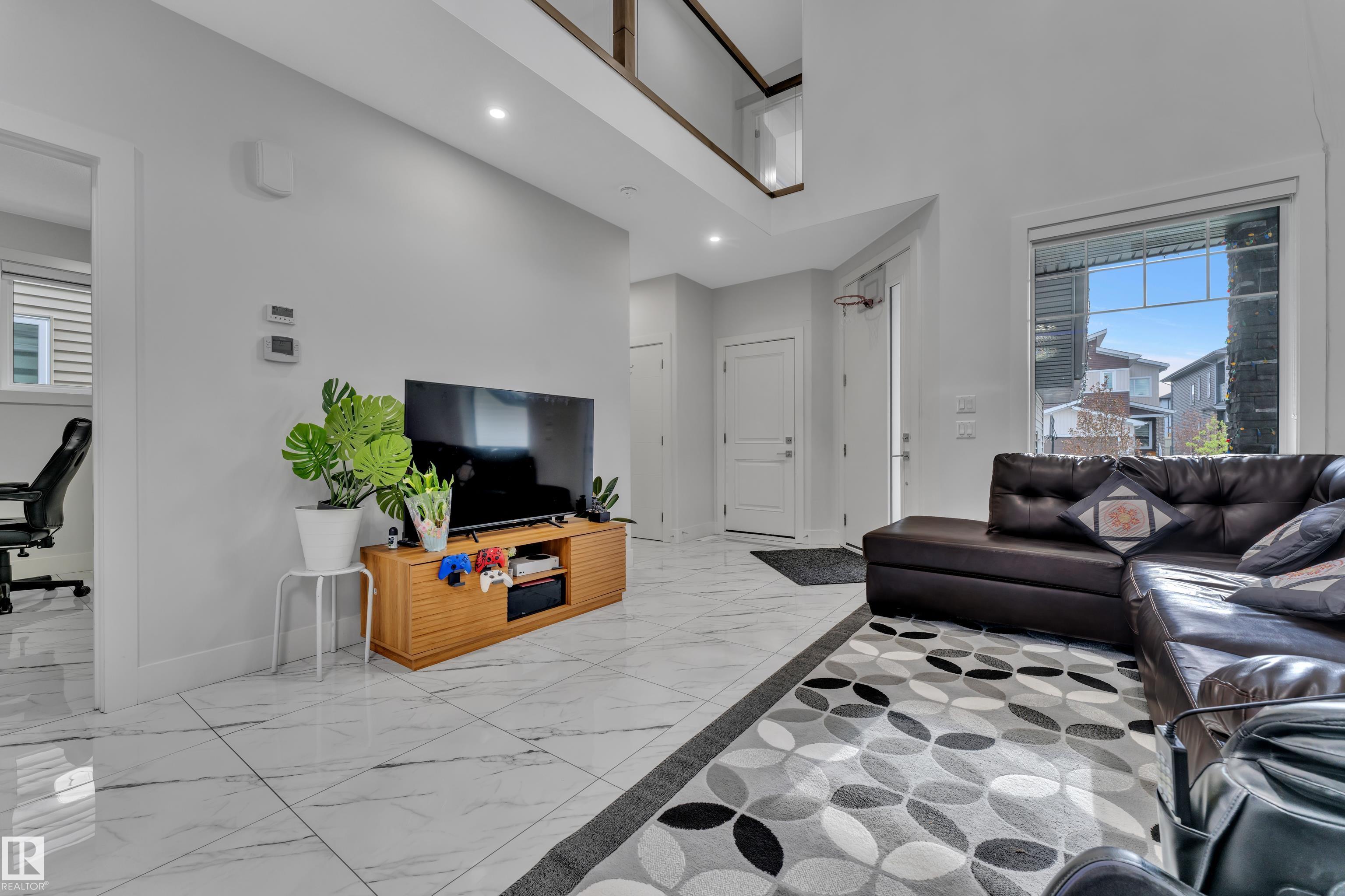 Picture for 1827 22 ST NW NW