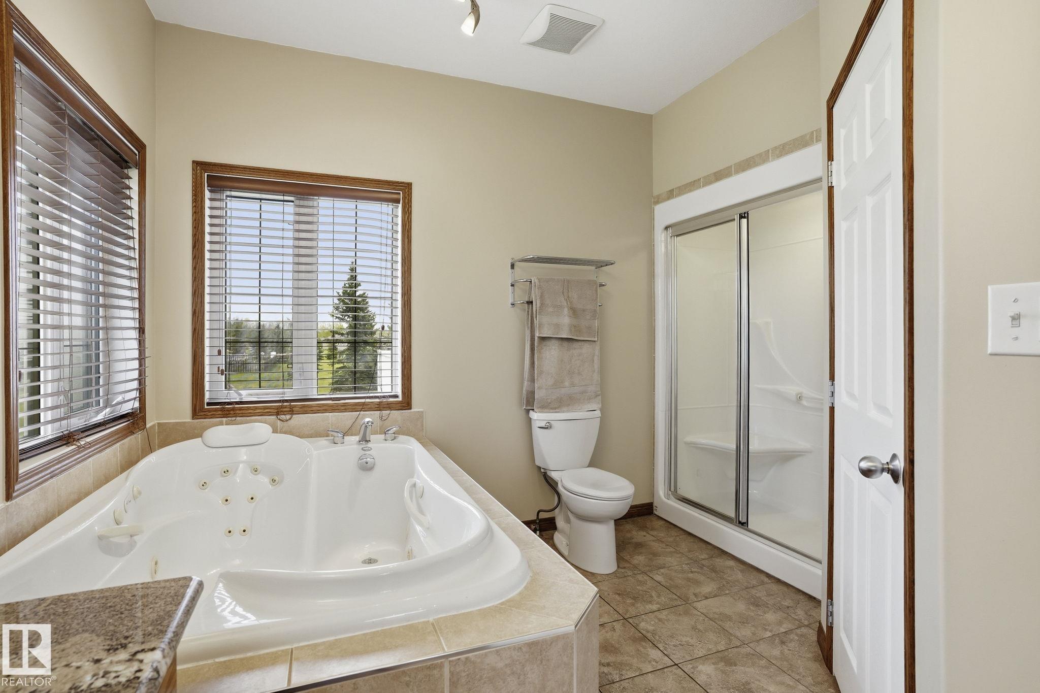 Photo 15 at 54 - 53521 Rge Road 272, Century Estates East, Rural Parkland County